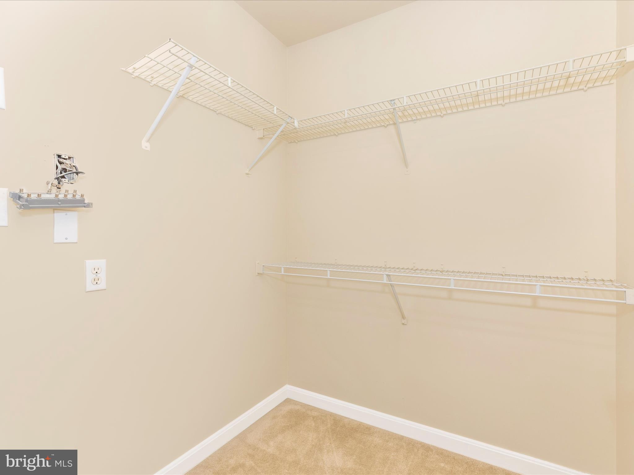 ECHO GLEN - Residential Lease