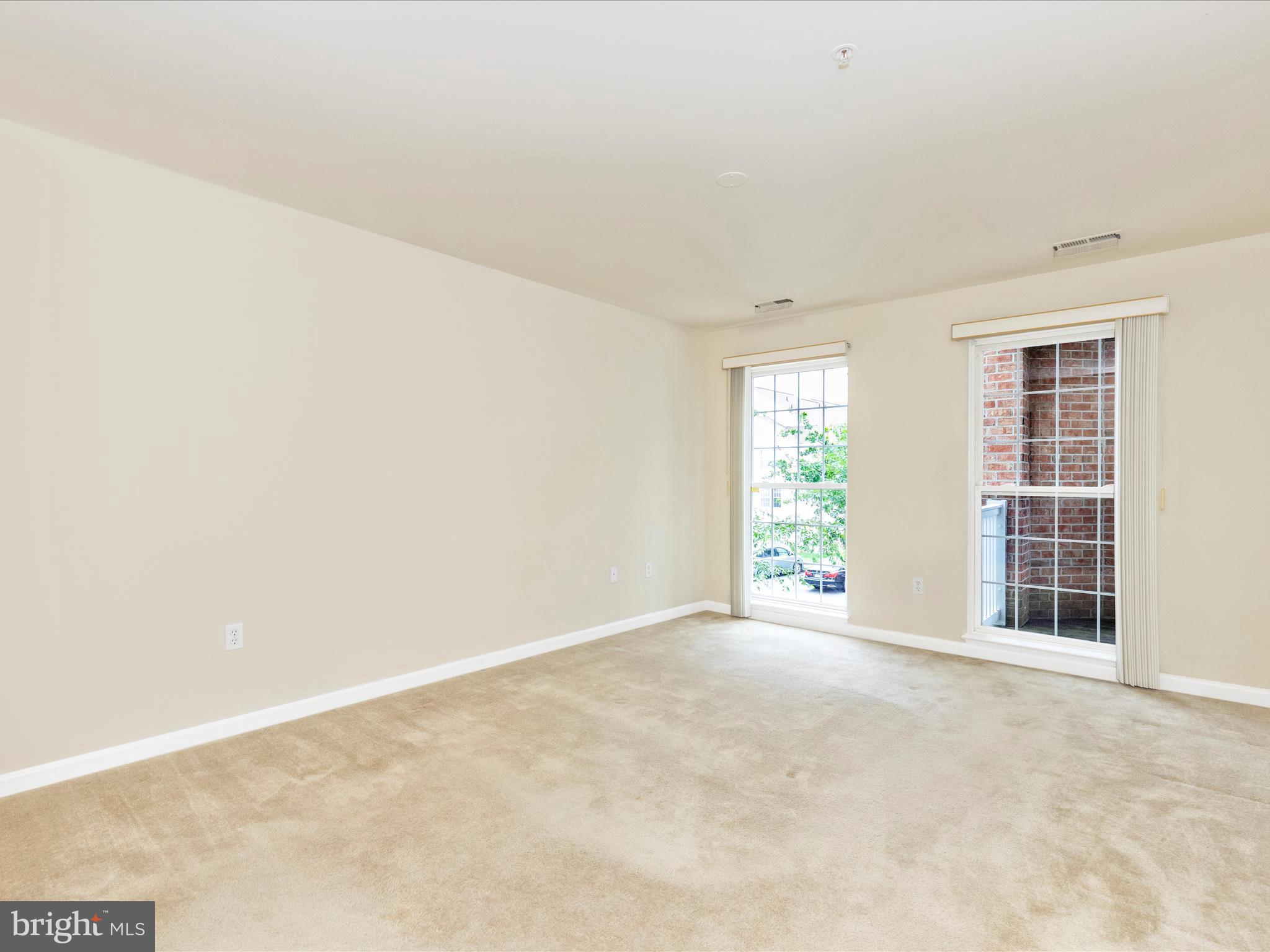 ECHO GLEN - Residential Lease