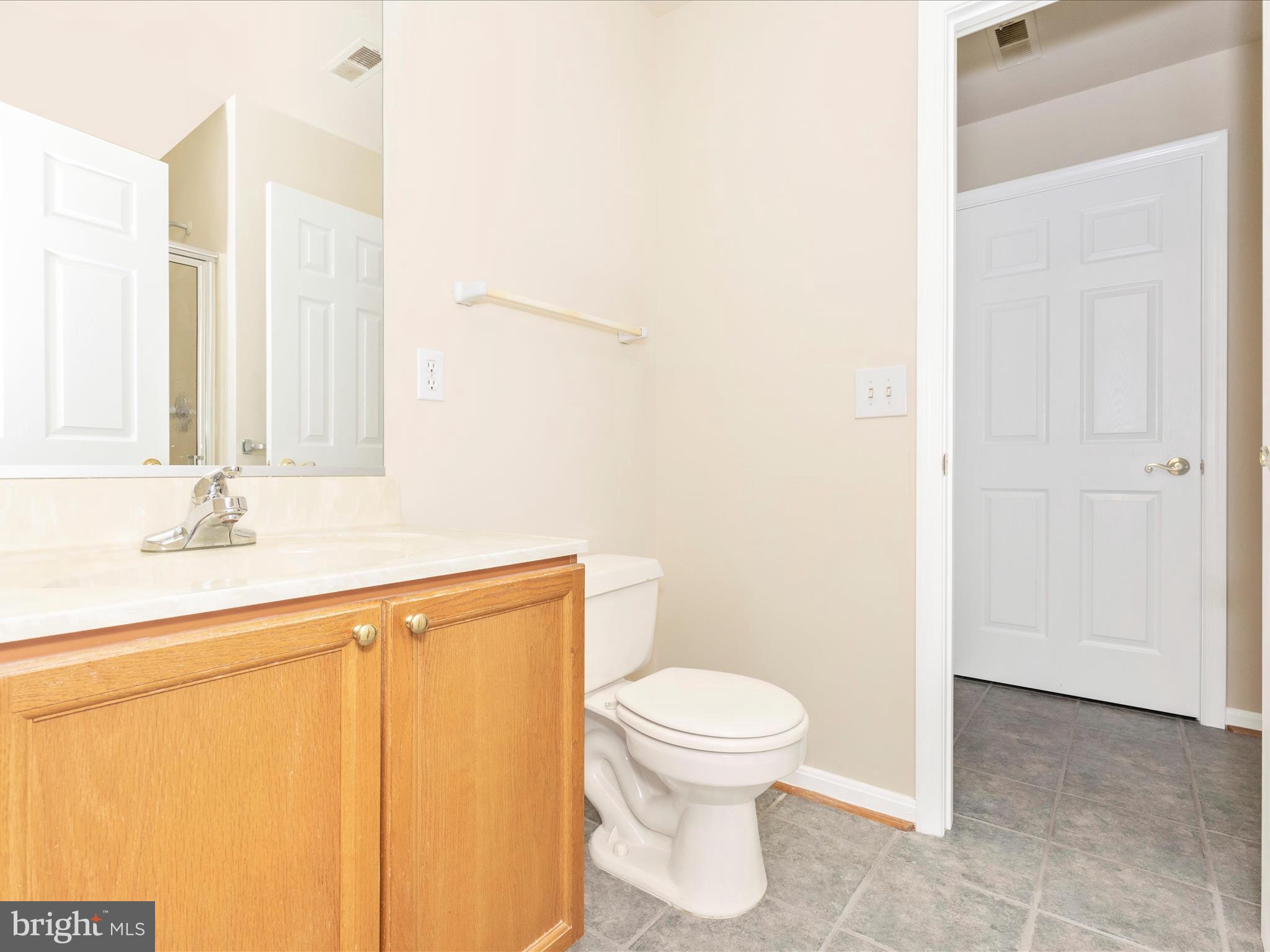 ECHO GLEN - Residential Lease