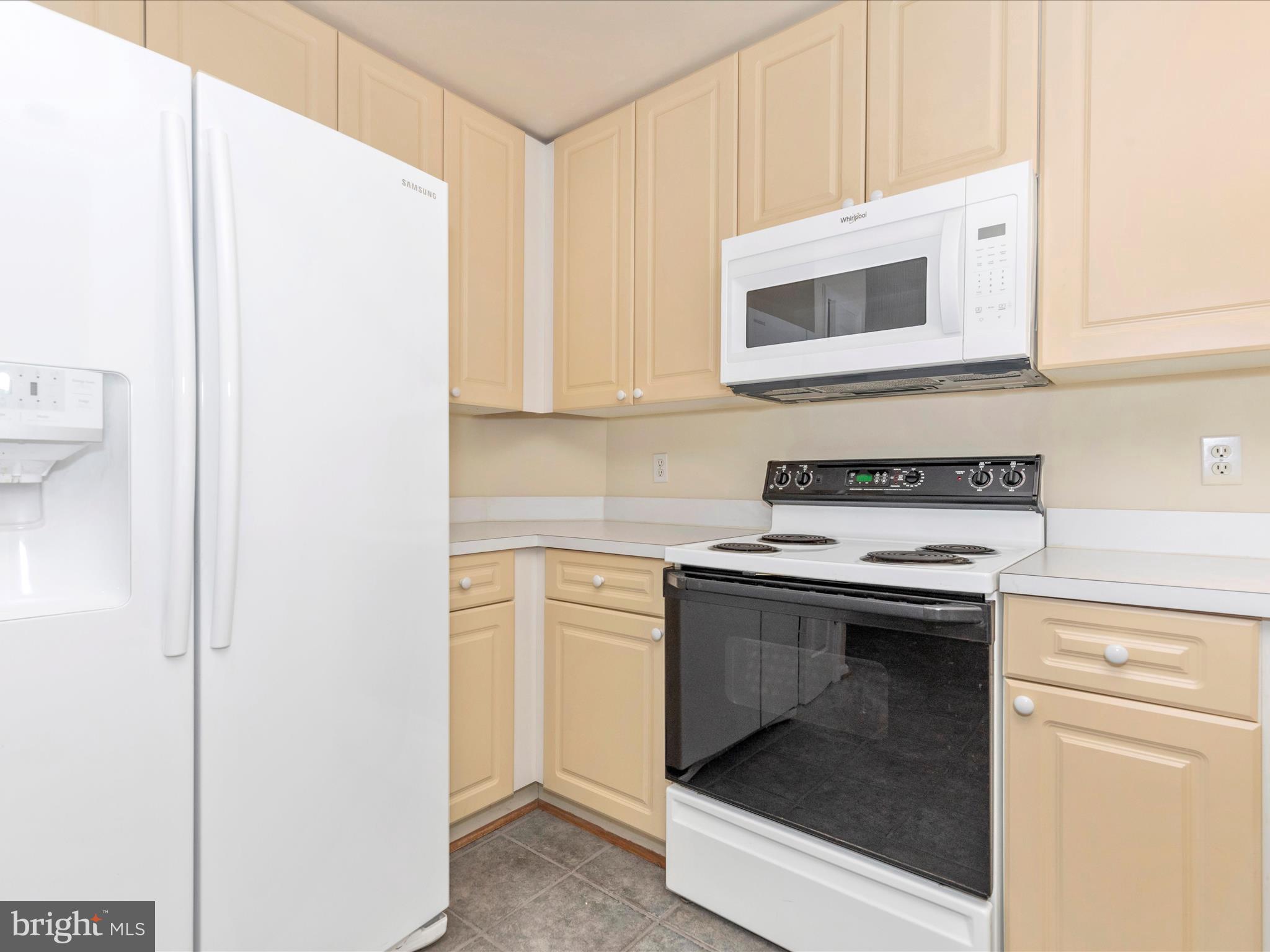 ECHO GLEN - Residential Lease