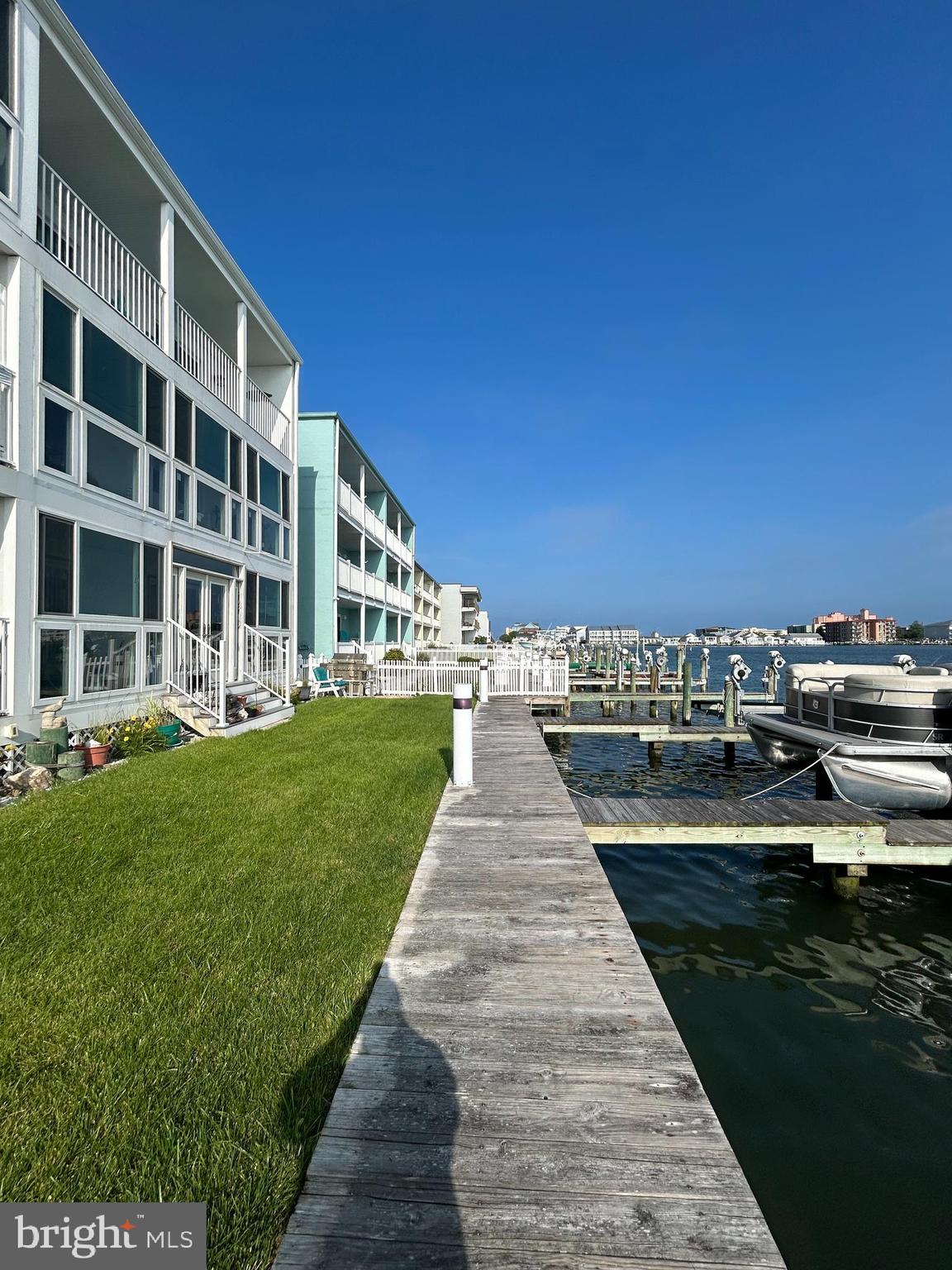 421 BAYSHORE DRIVE 102