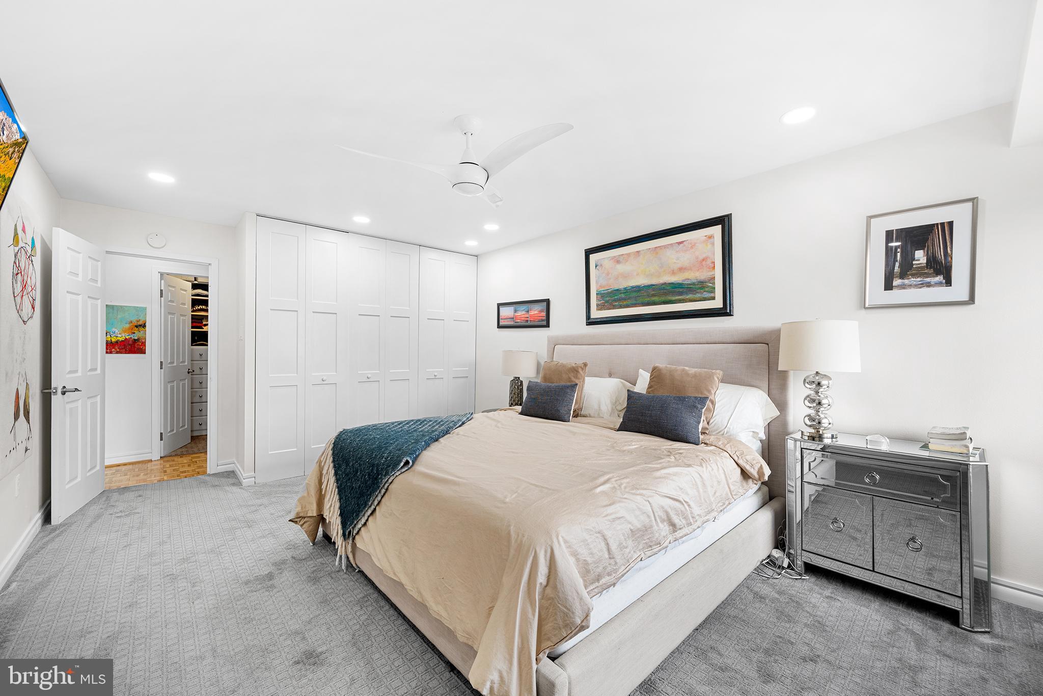 OAK HILL - Residential