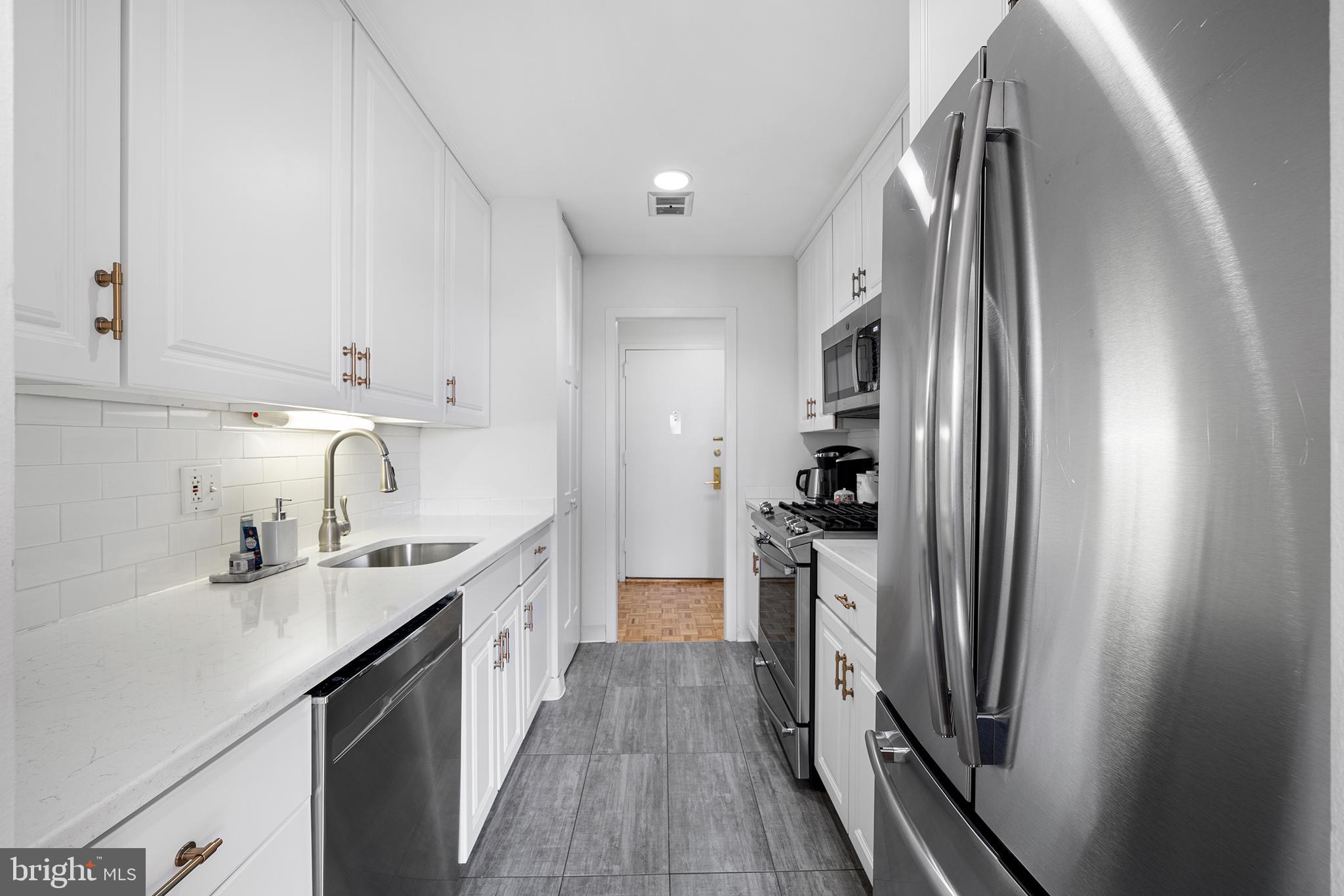 OAK HILL - Residential