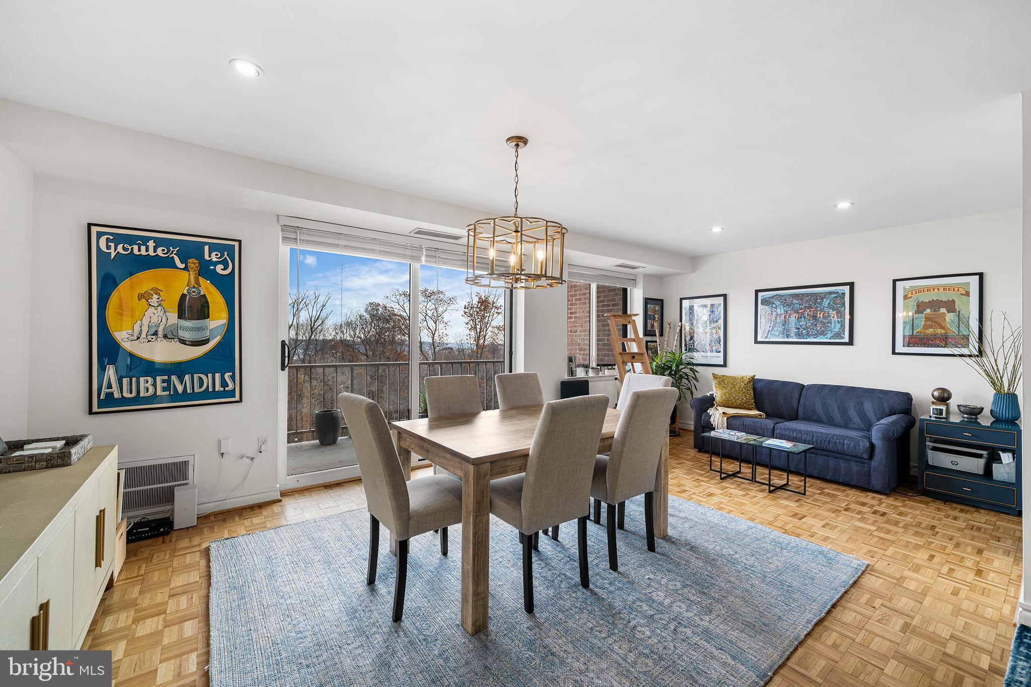 OAK HILL - Residential