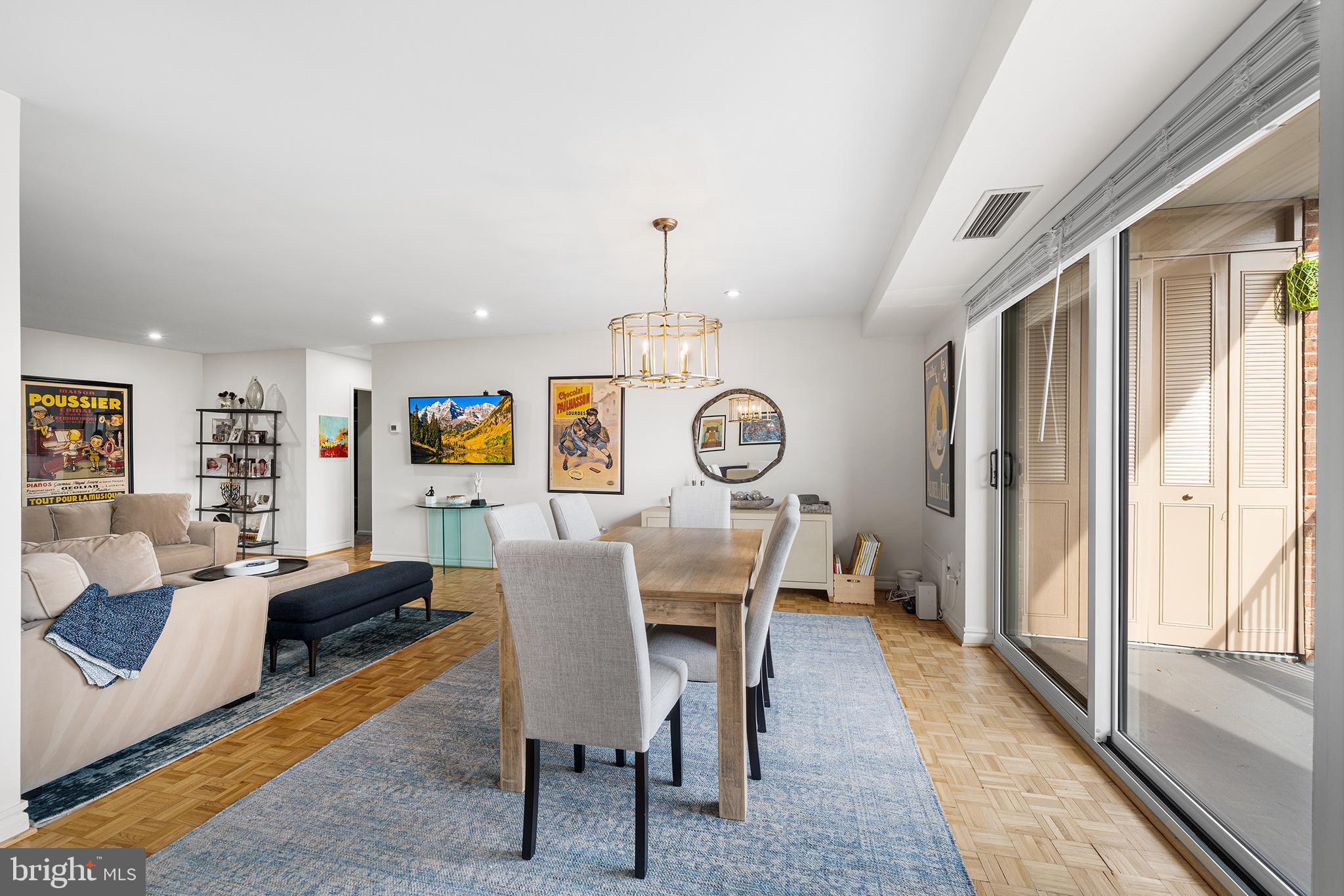 OAK HILL - Residential