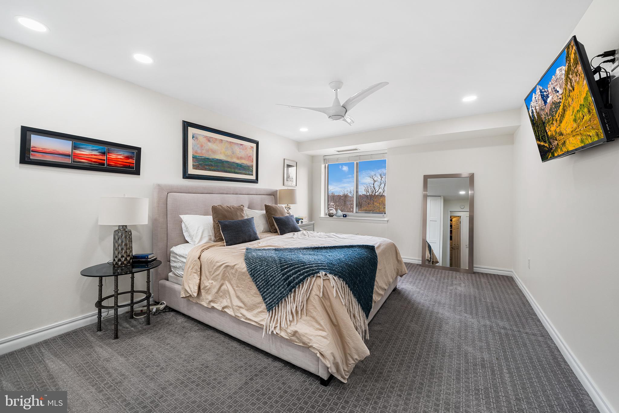 OAK HILL - Residential