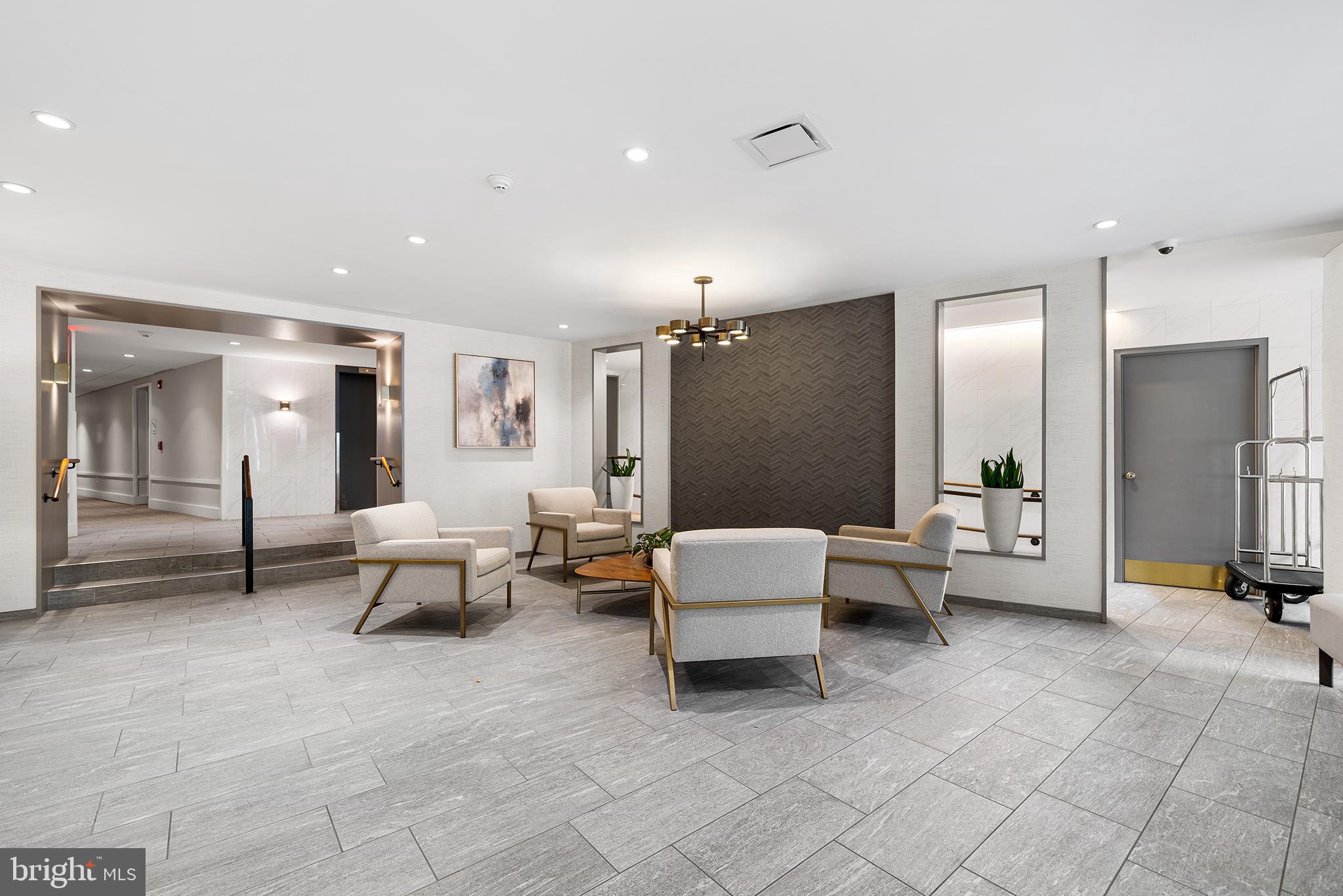 OAK HILL - Residential