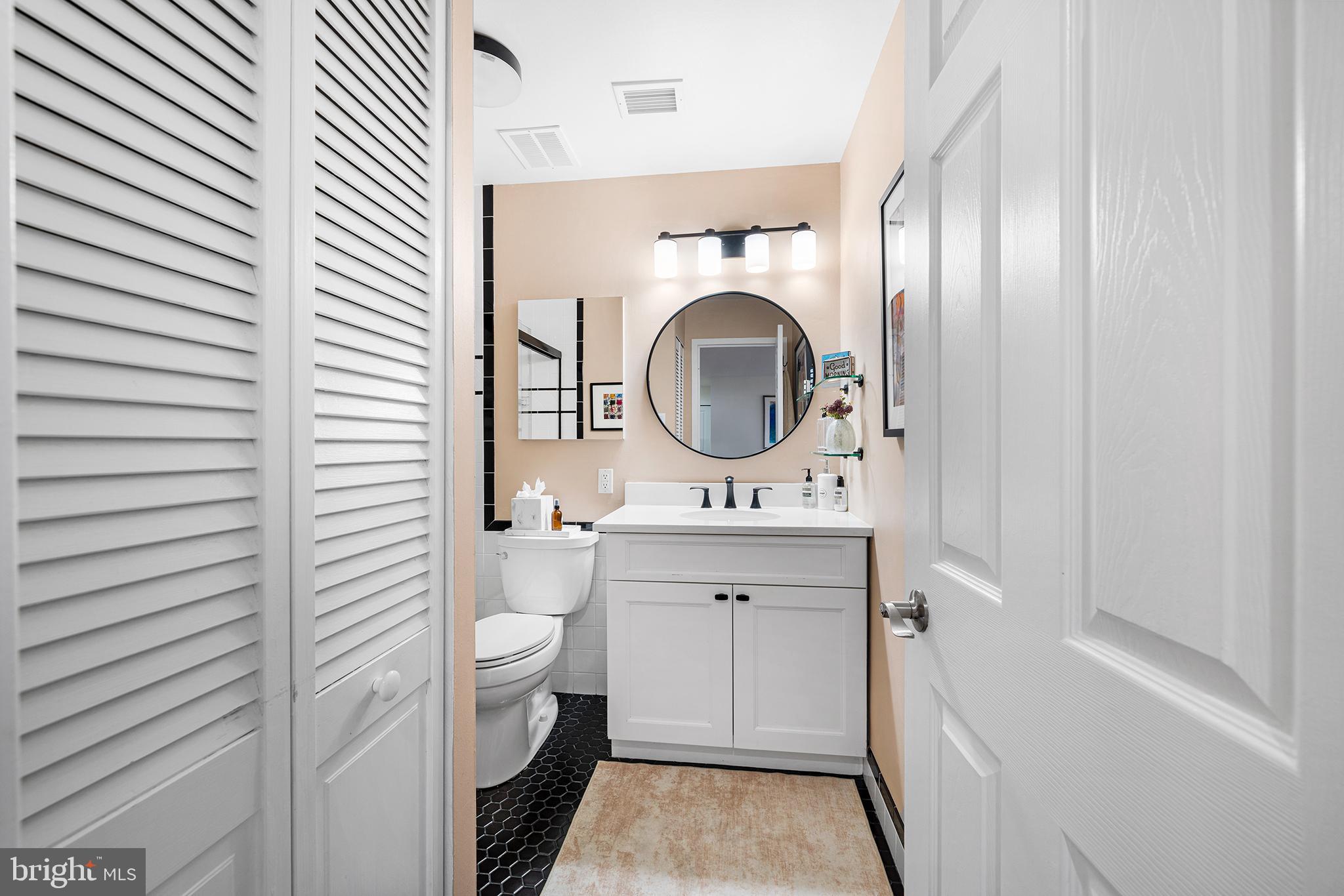 OAK HILL - Residential