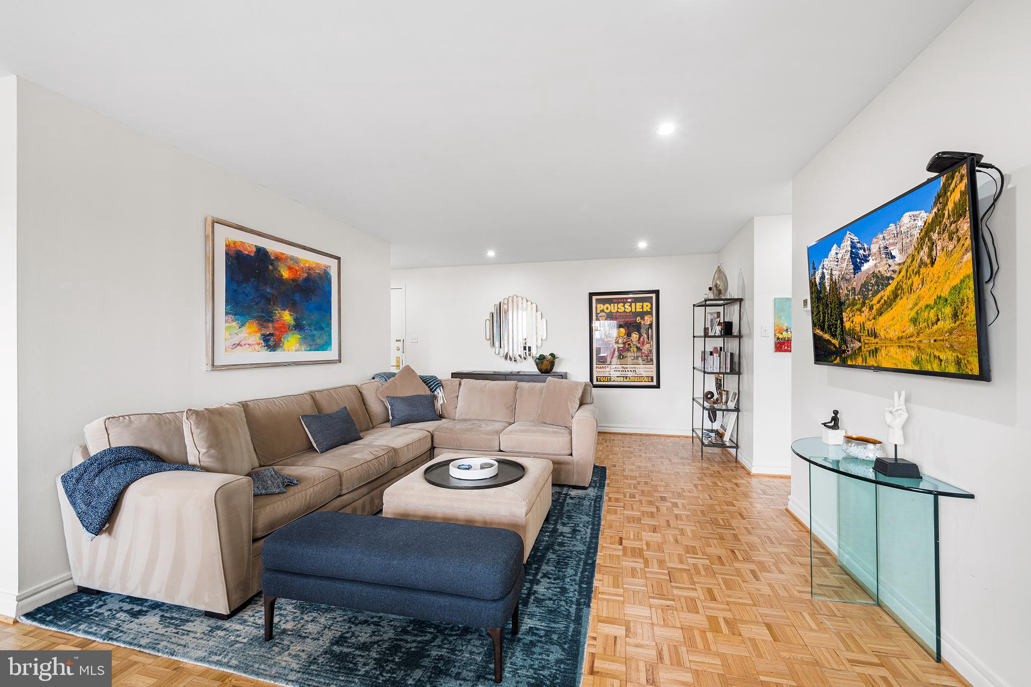 OAK HILL - Residential