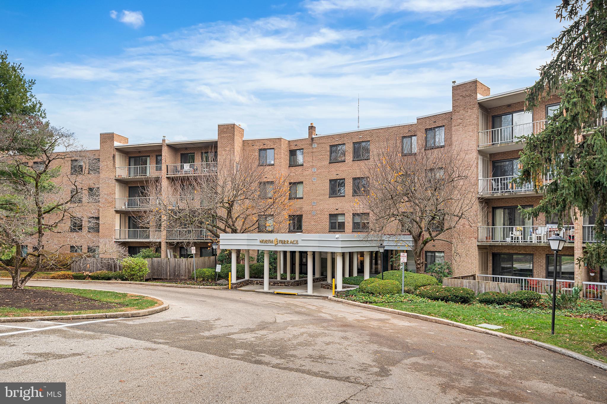 OAK HILL - Residential