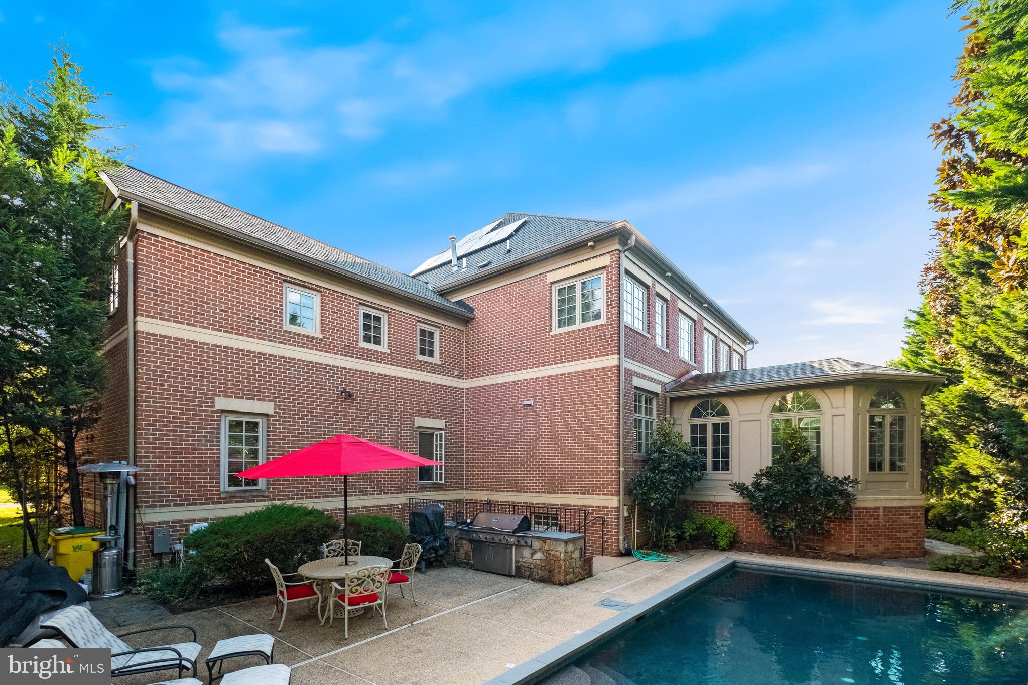 OAKS AT NORTH BETHESDA - Residential