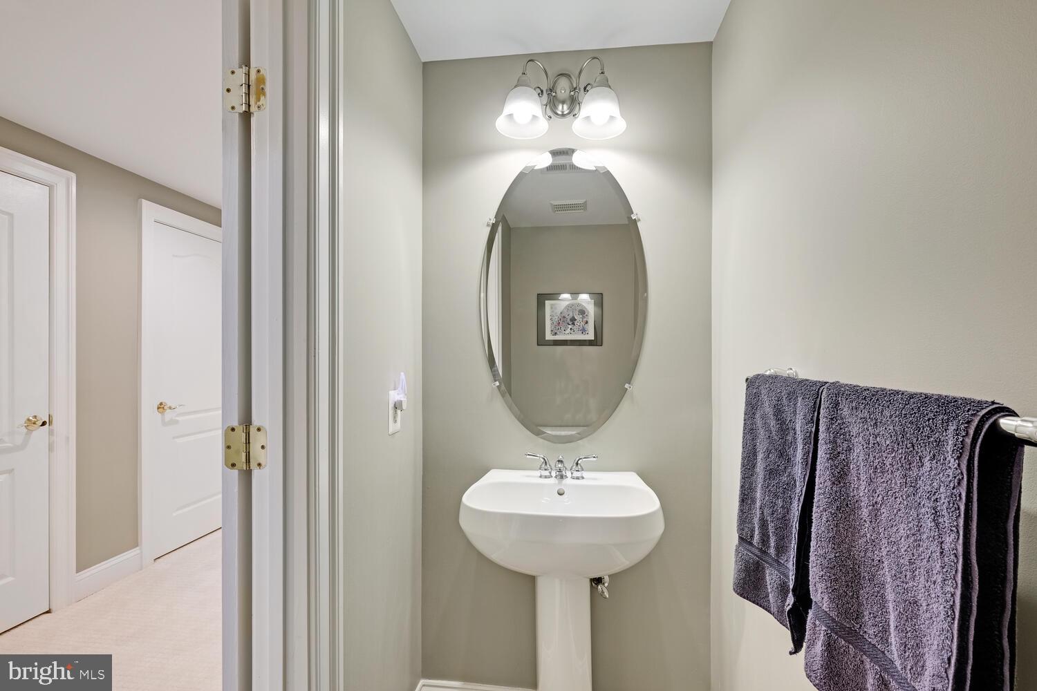 OAKS AT NORTH BETHESDA - Residential