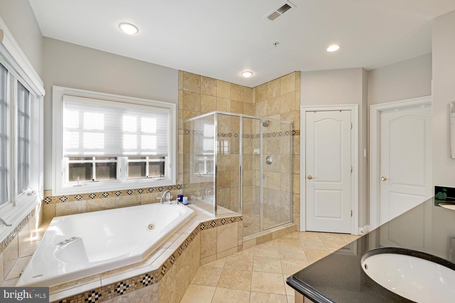 OAKS AT NORTH BETHESDA - Residential