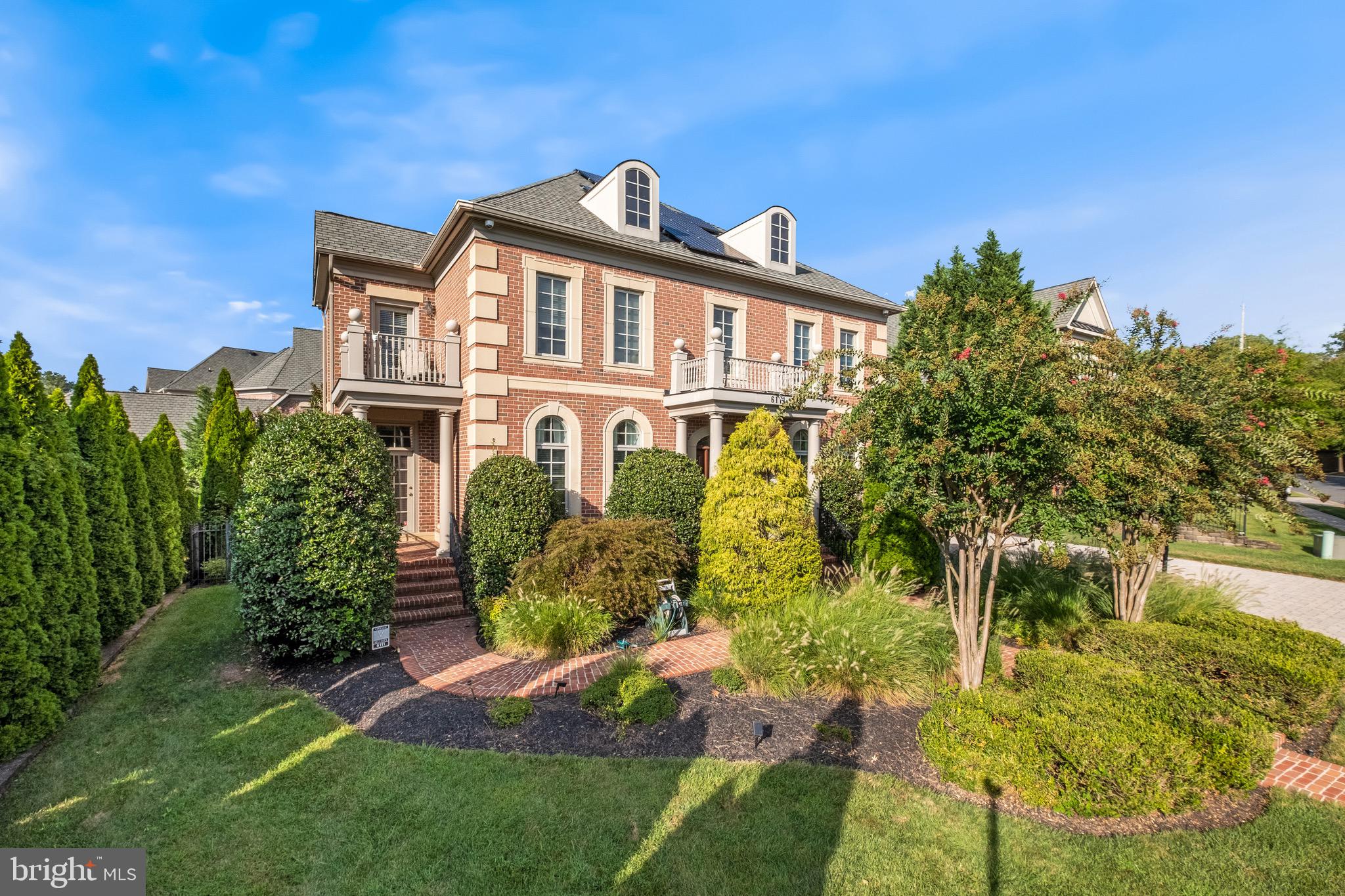 OAKS AT NORTH BETHESDA - Residential