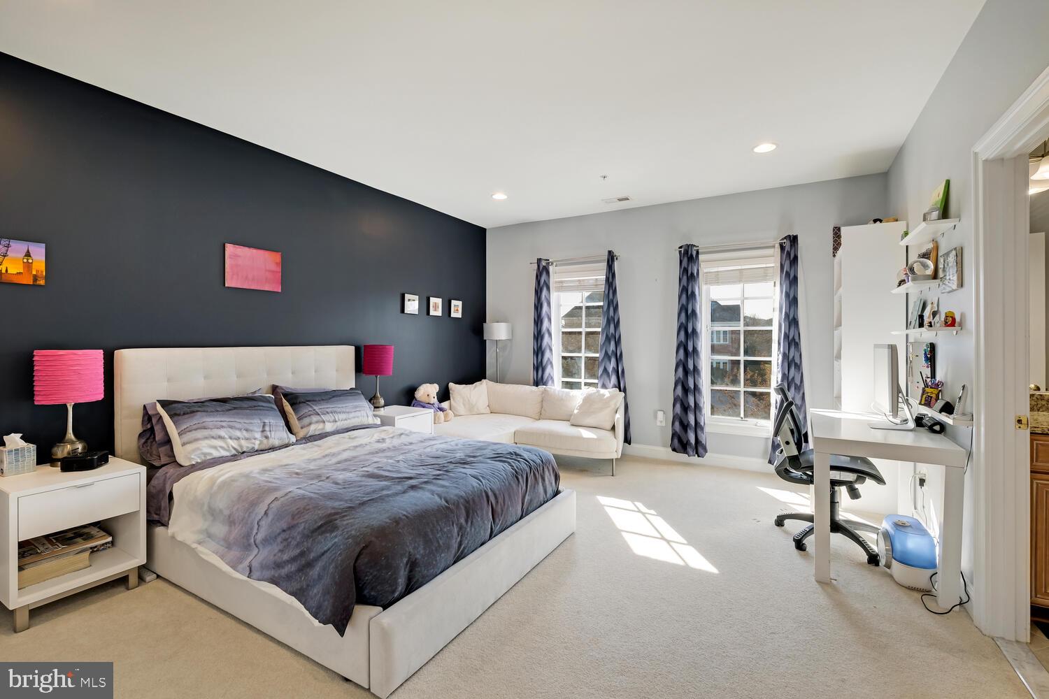 OAKS AT NORTH BETHESDA - Residential