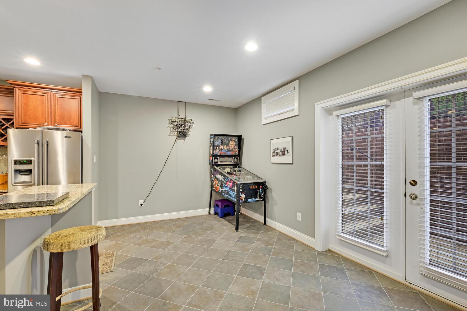 OAKS AT NORTH BETHESDA - Residential