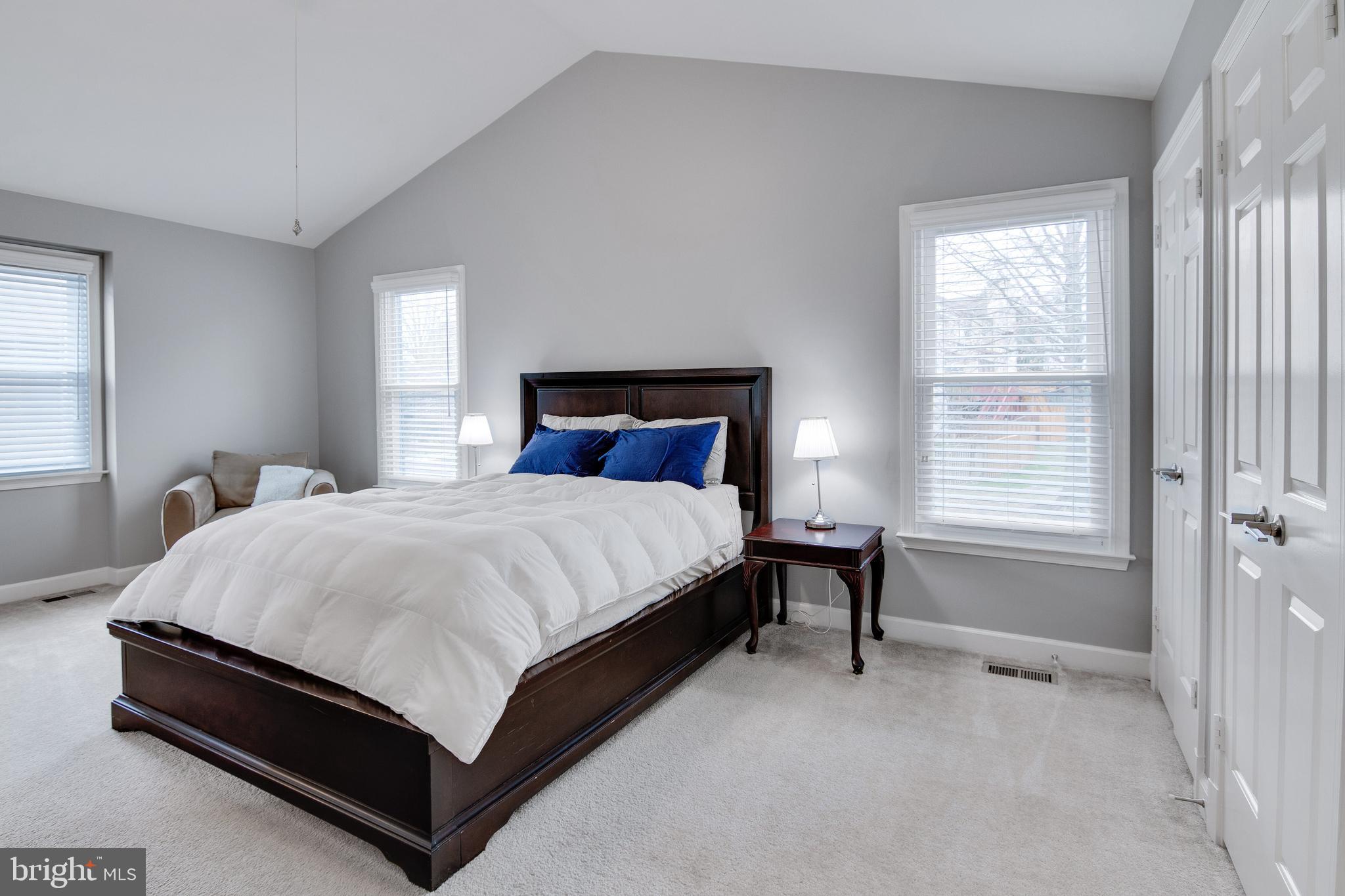 KINGSTOWNE - Residential