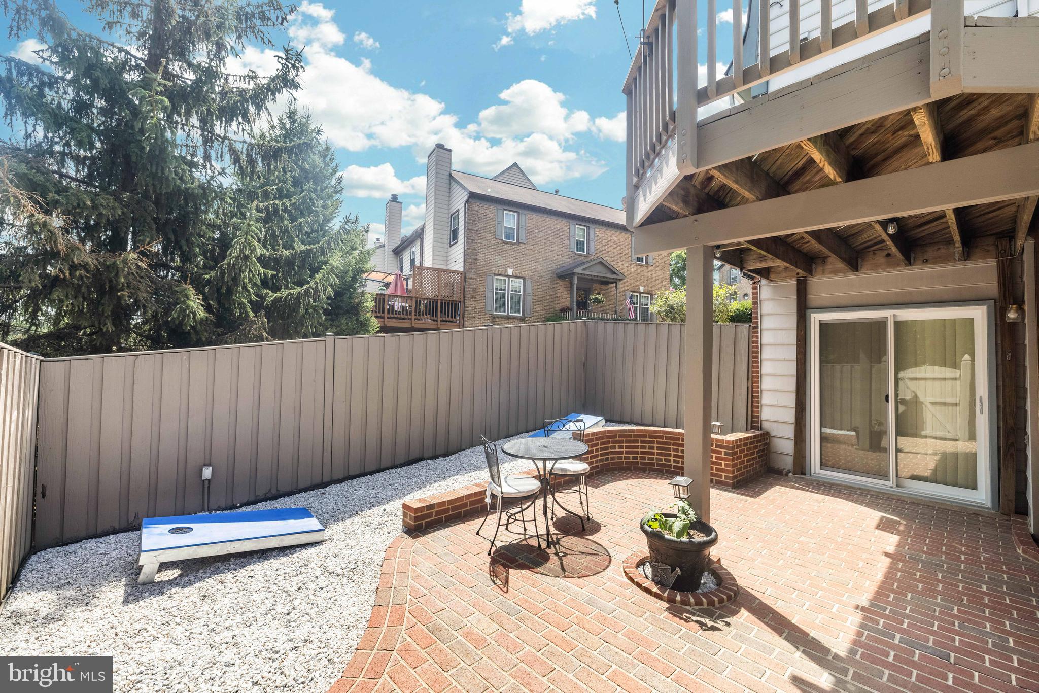 KINGSTOWNE - Residential