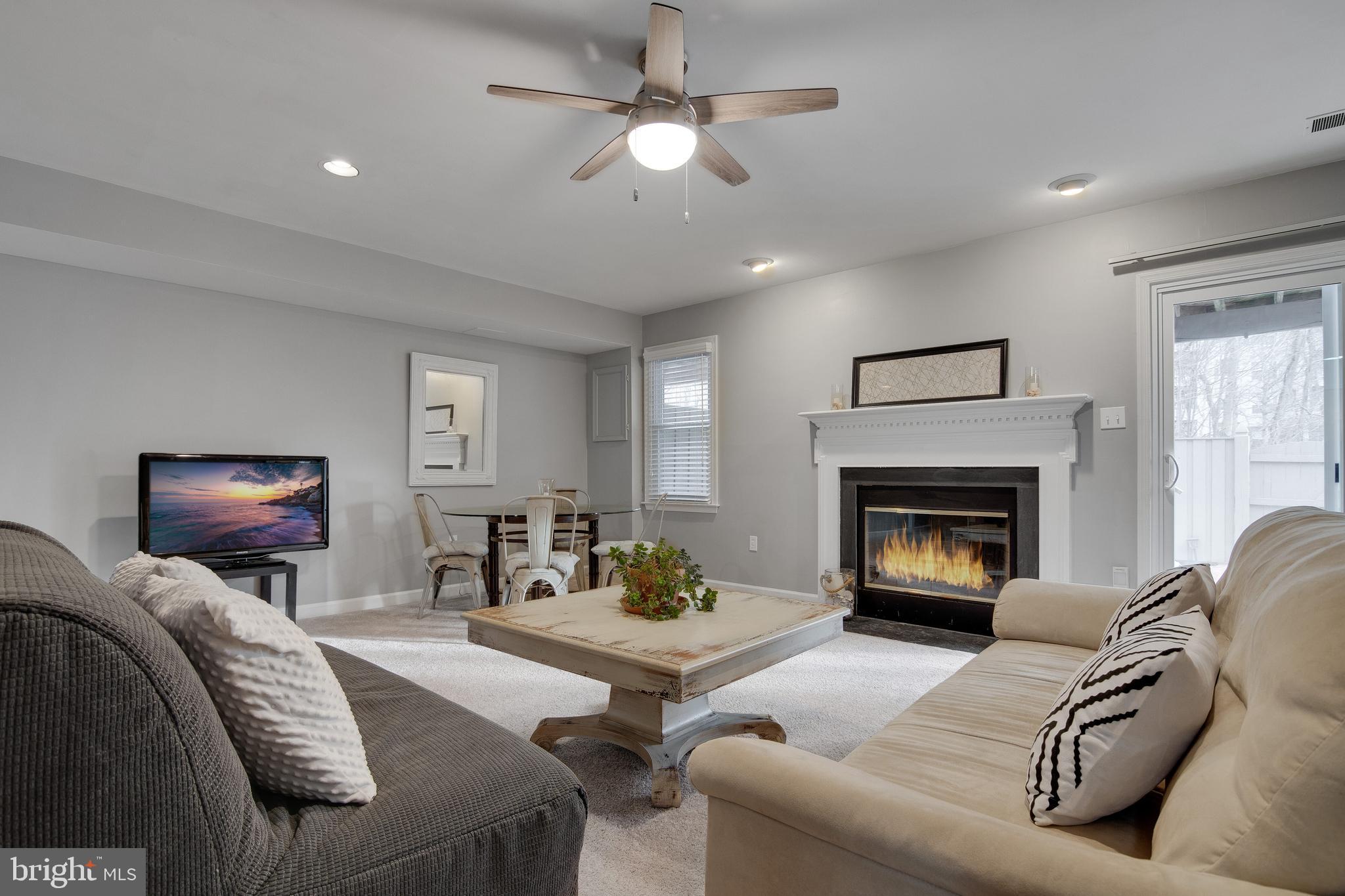 KINGSTOWNE - Residential