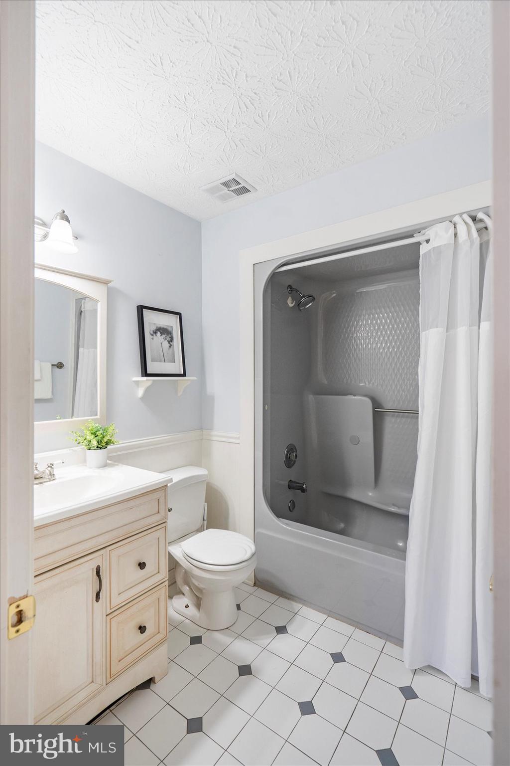 CEDAR HILL - Residential