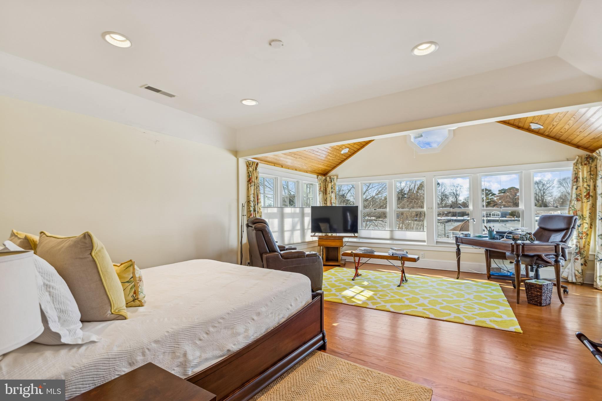 JACKS POINT - Residential