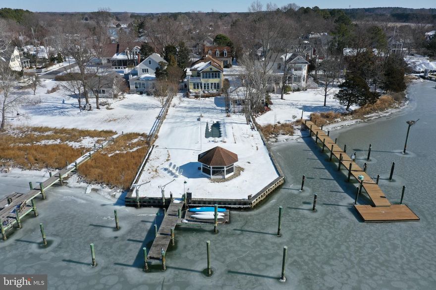 Located on a quiet street with walking distance to a Boat yard at end of cul-de sac This home built from the remains of the Oxford Military acadamy and recently updated in 2015 with all new kitchen equipment. This is an estate sale so all items in house, garage and gazebo will convey. Open floor plan and master bedroom with private porch and exterior stairway. Few properties in Oxford have privacy, pool and good depth at the dock with open floor plan. Garage holds additional frige and pool furniture.