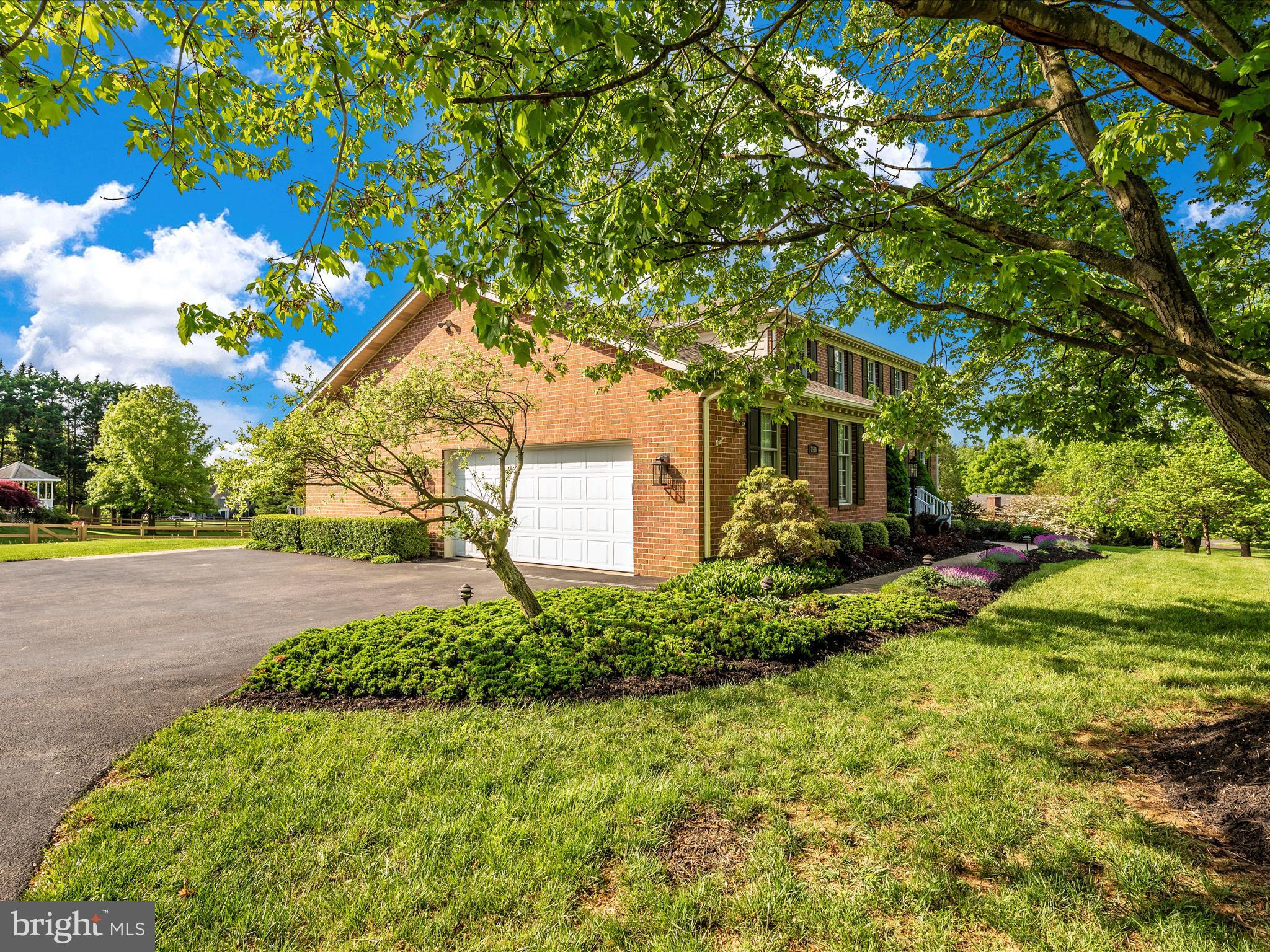 BROOKRIDGE NORTH - Residential