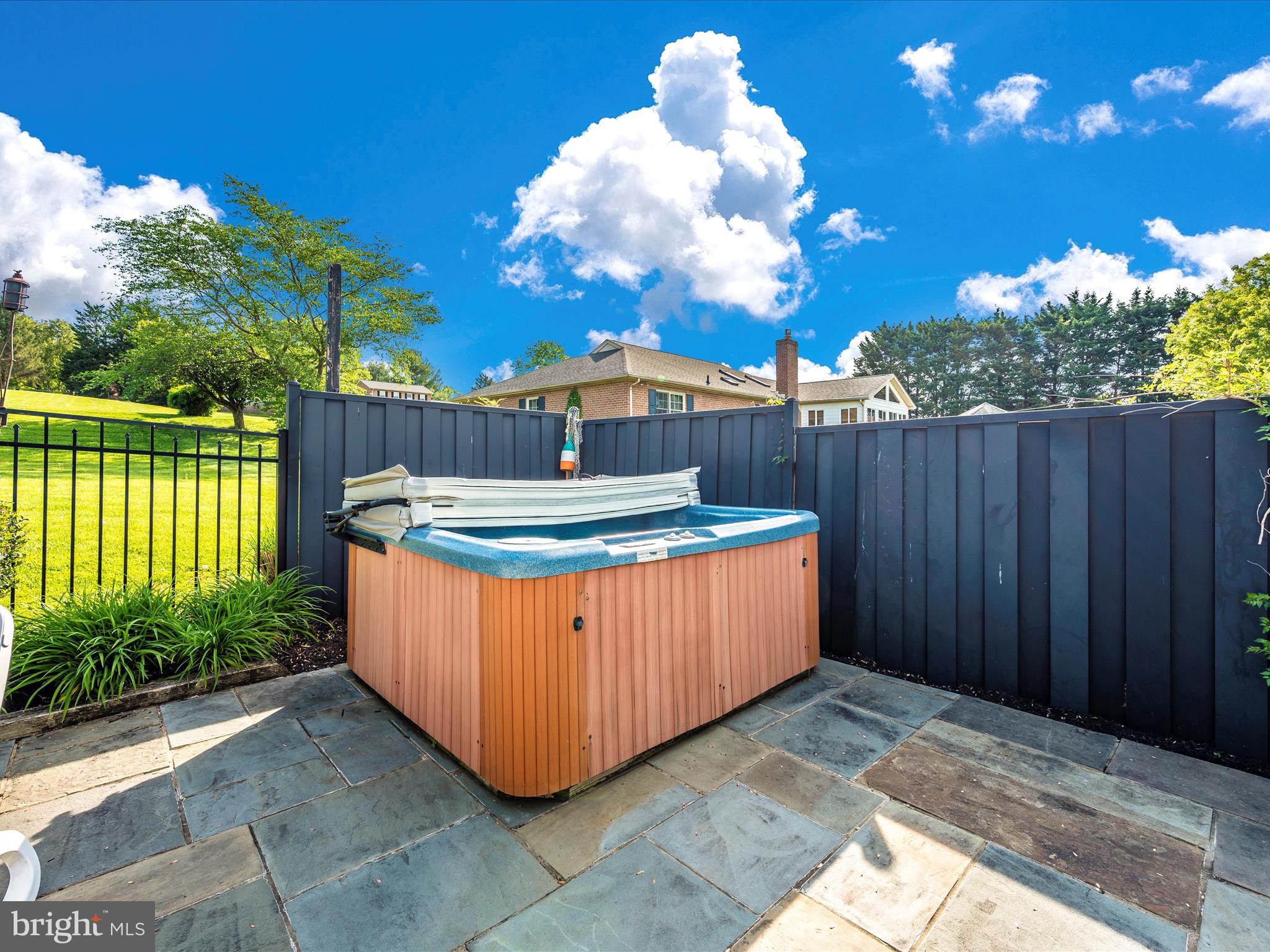 BROOKRIDGE NORTH - Residential