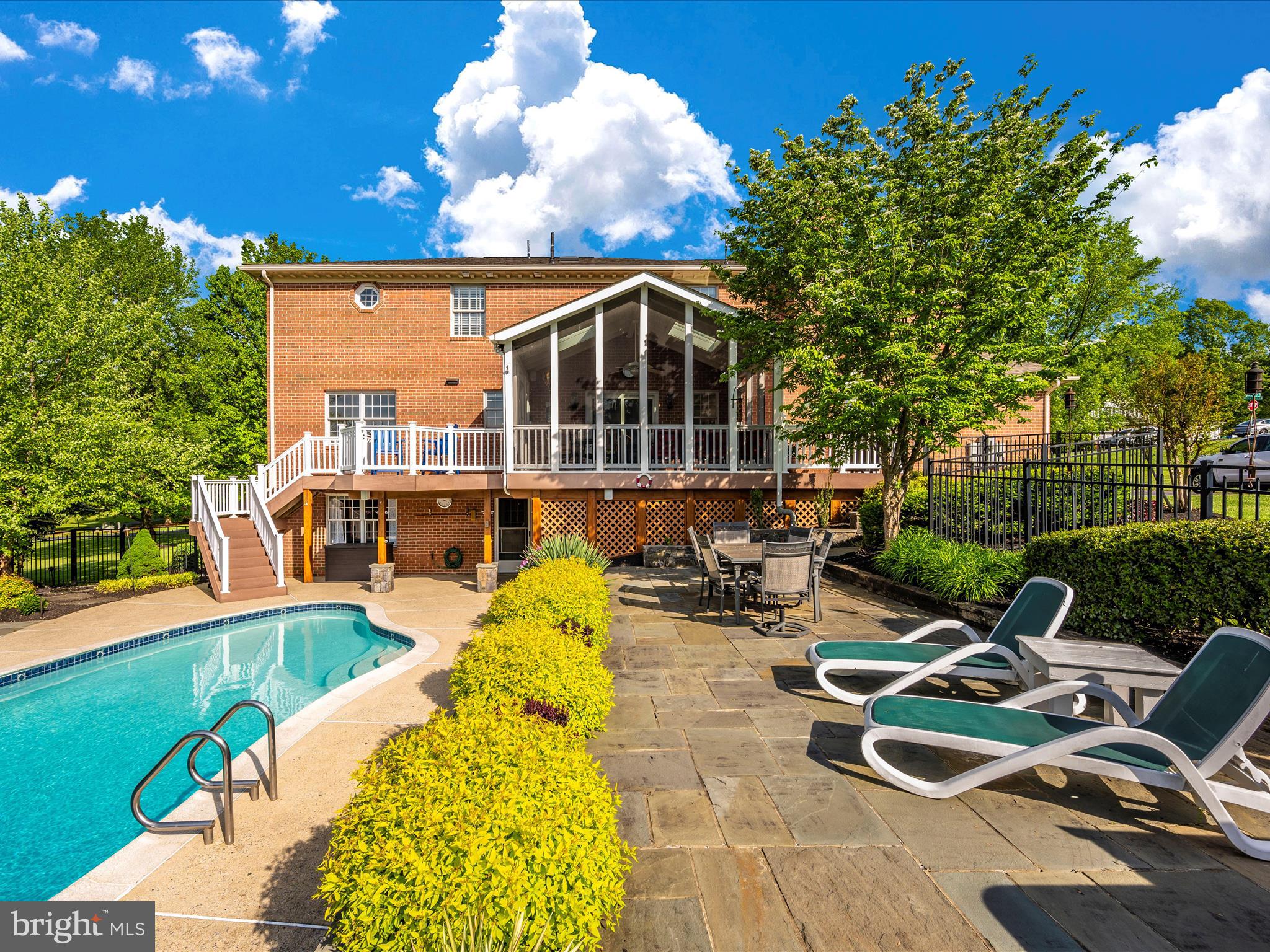 BROOKRIDGE NORTH - Residential