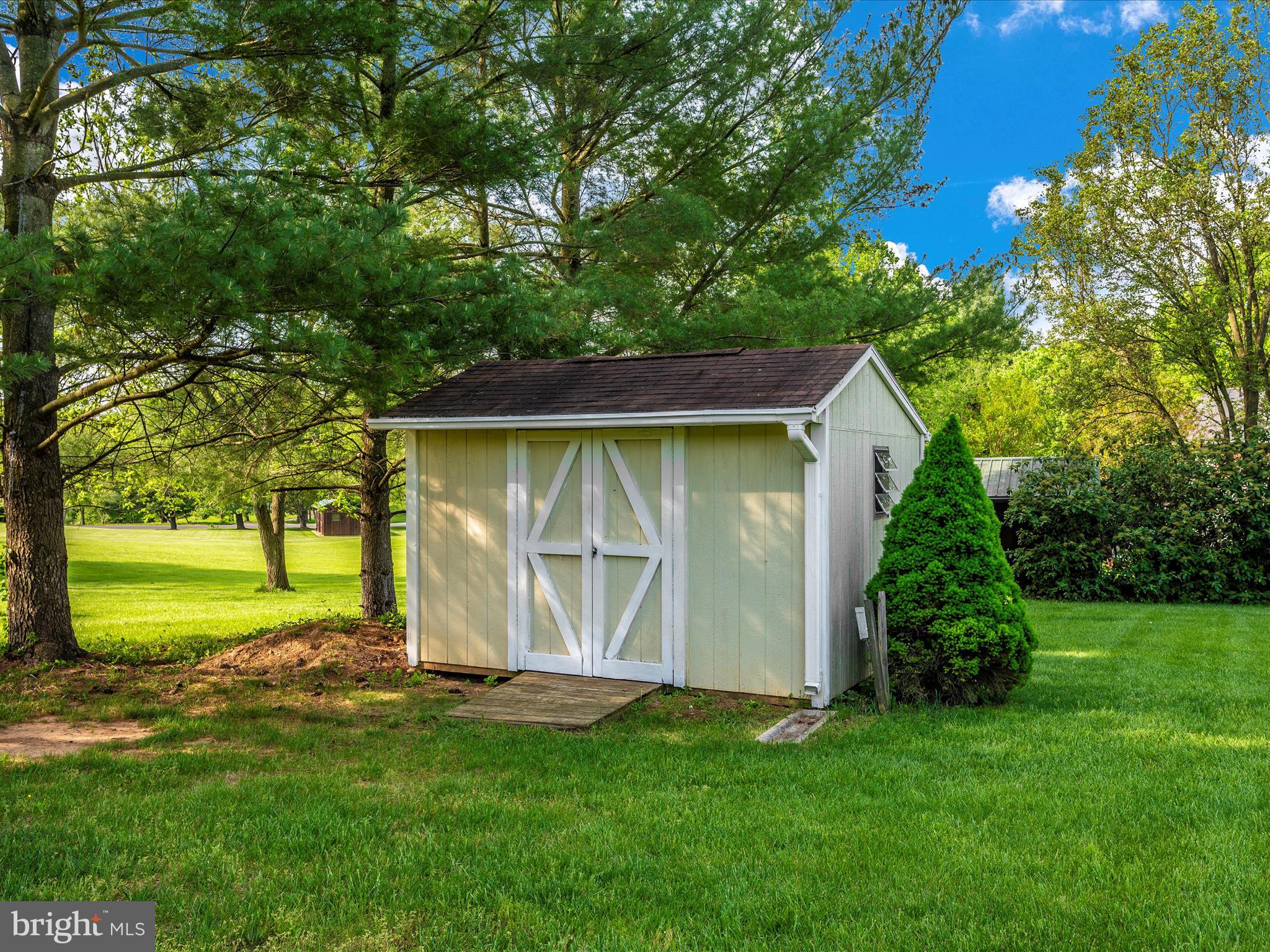 BROOKRIDGE NORTH - Residential