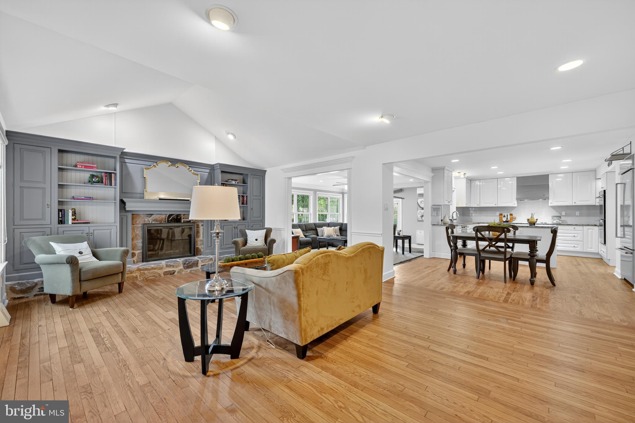 MOUNT EYRE MANOR - Residential