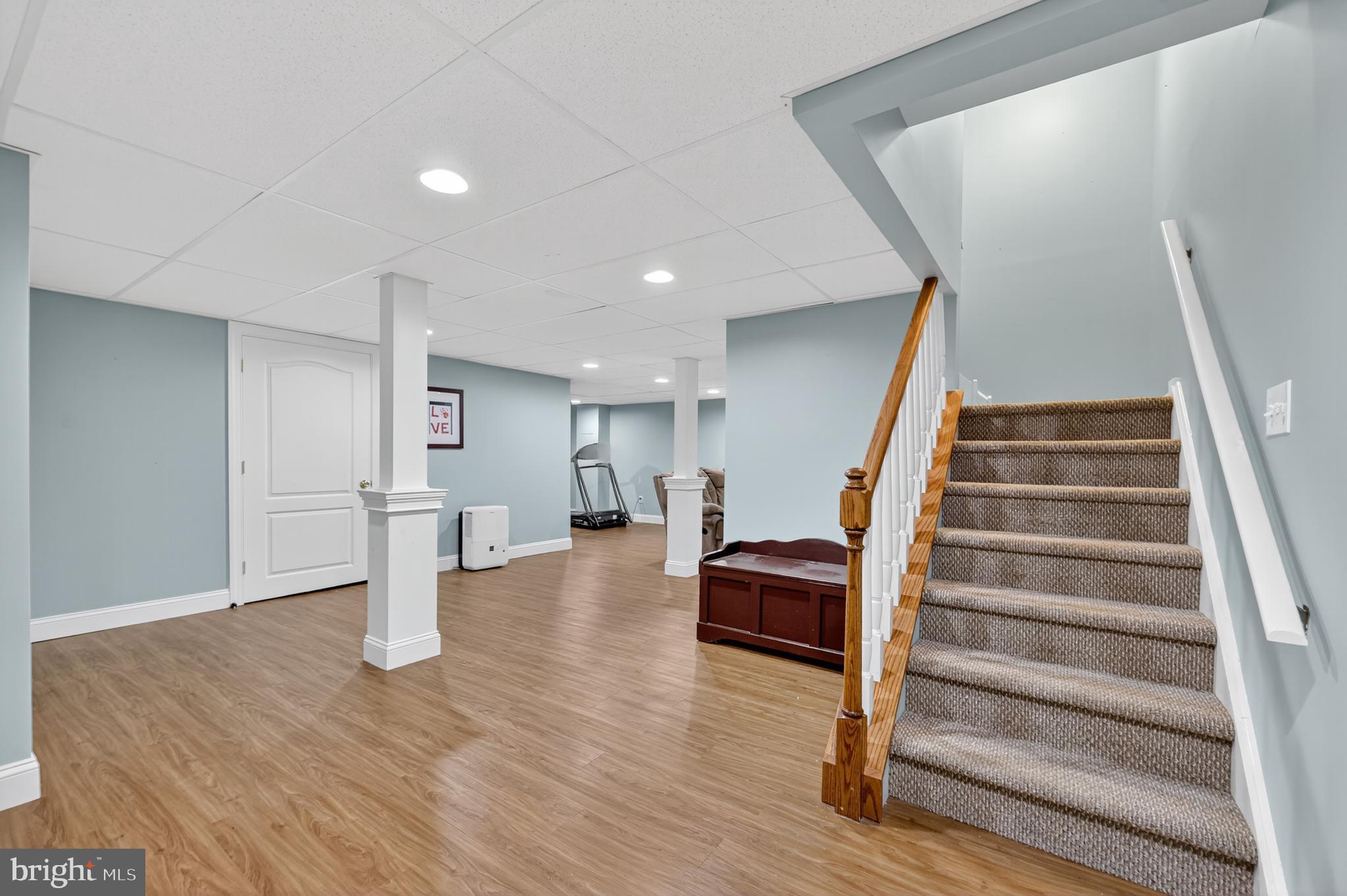 MOUNT EYRE MANOR - Residential