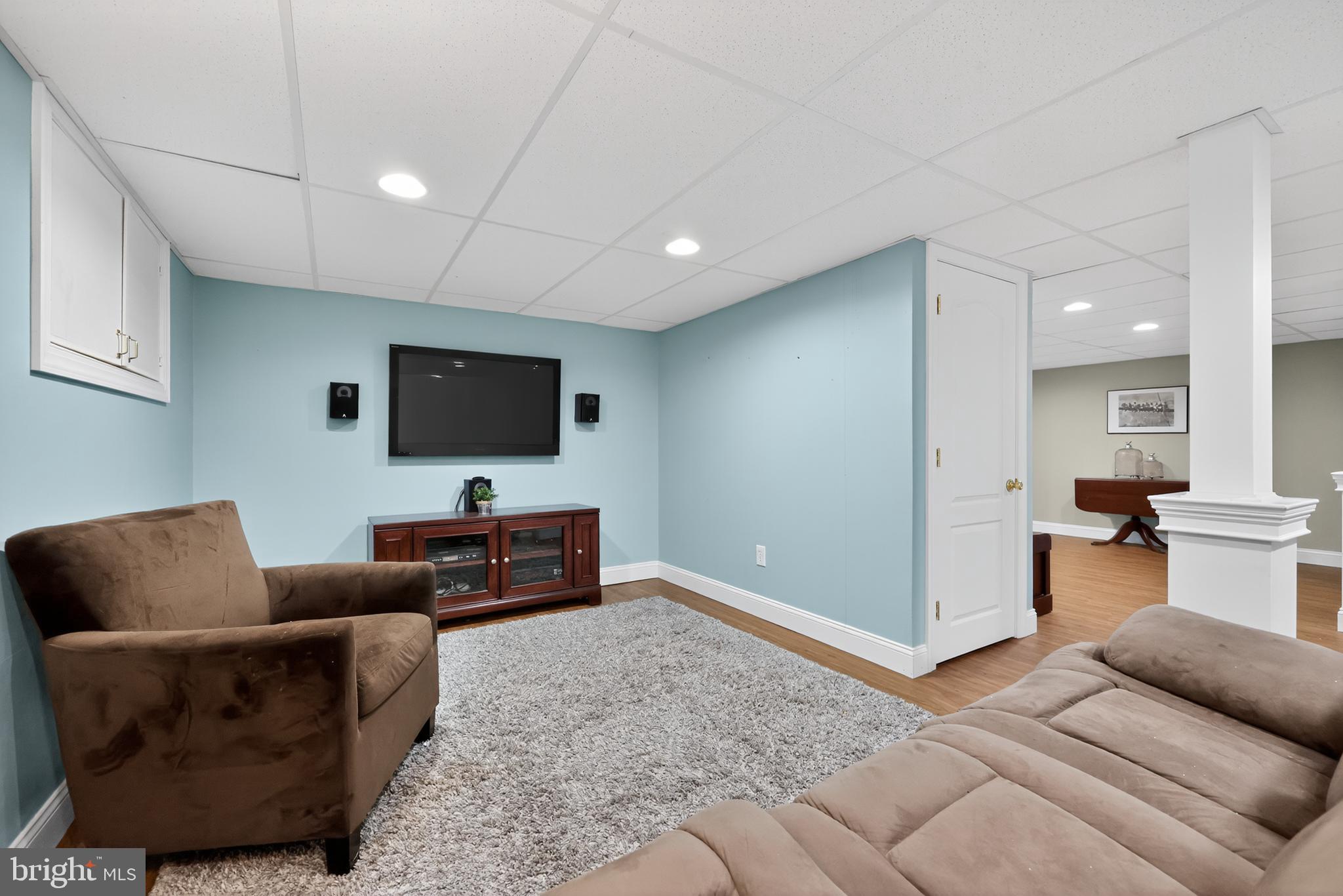 MOUNT EYRE MANOR - Residential