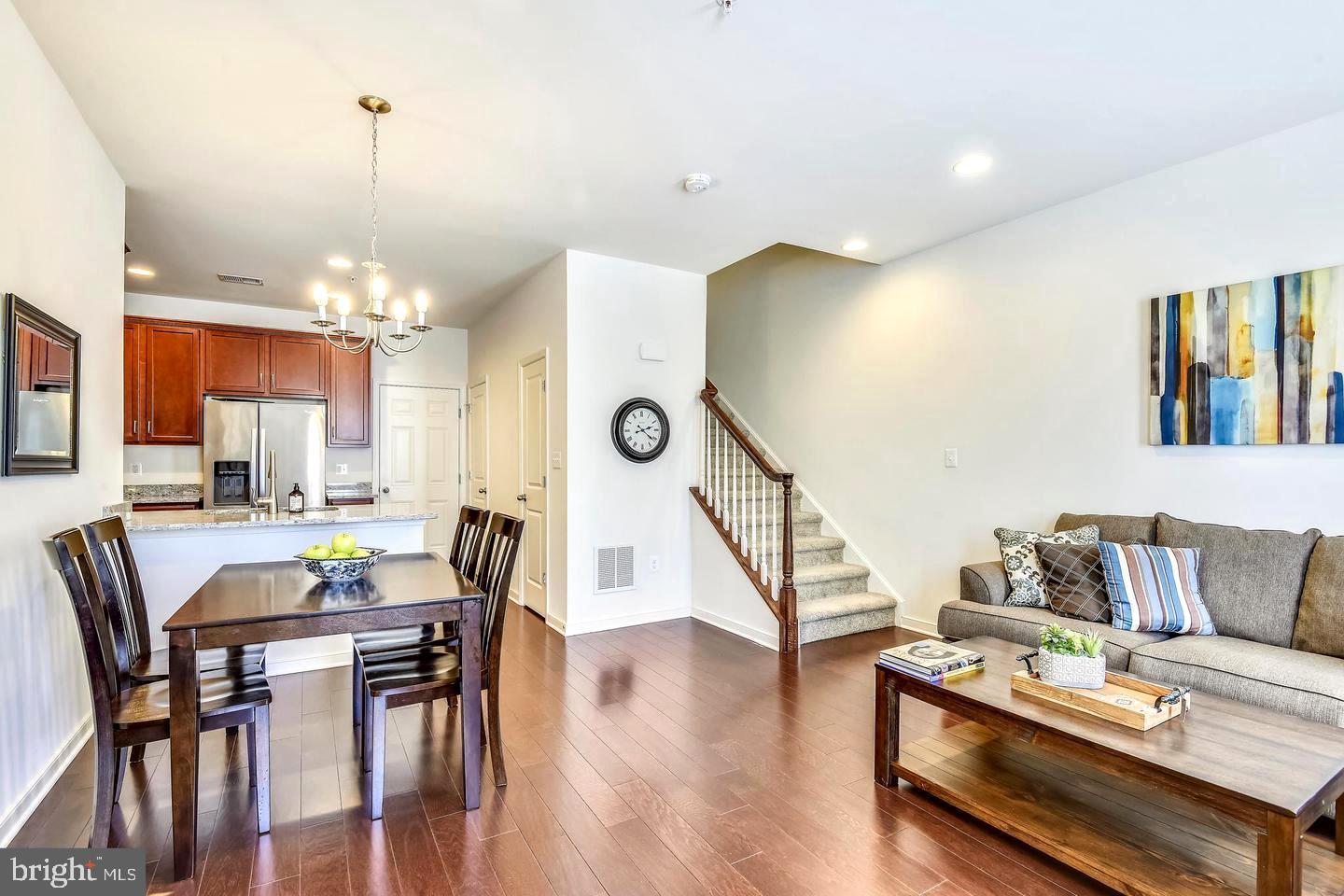 EAST GATE - Residential Lease