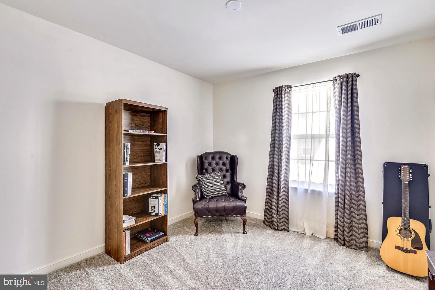 EAST GATE - Residential Lease