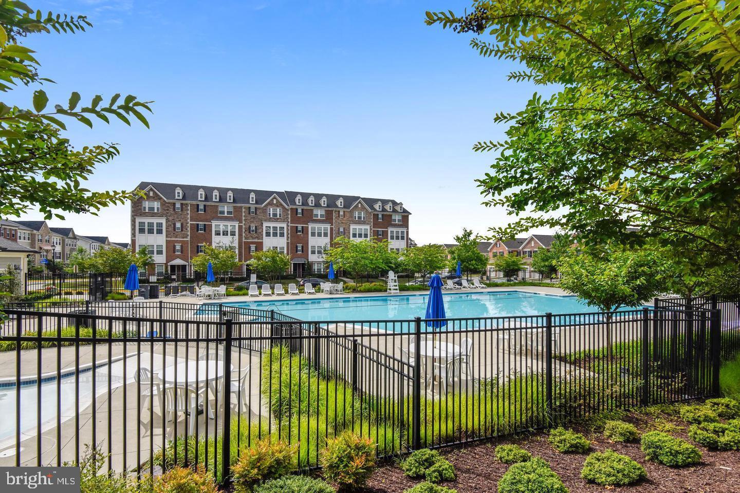 EAST GATE - Residential Lease