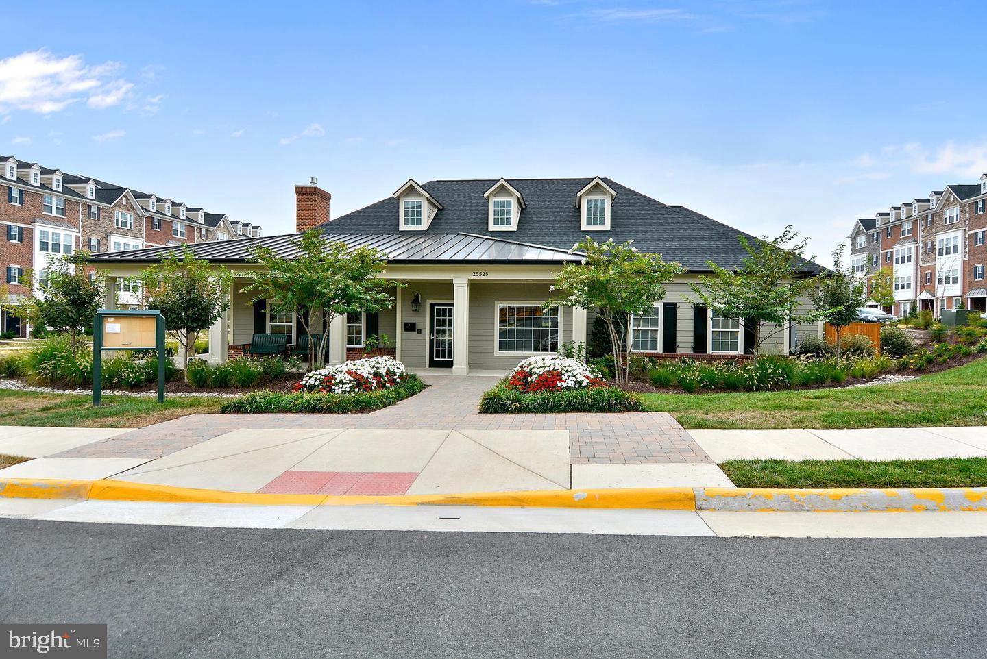 EAST GATE - Residential Lease