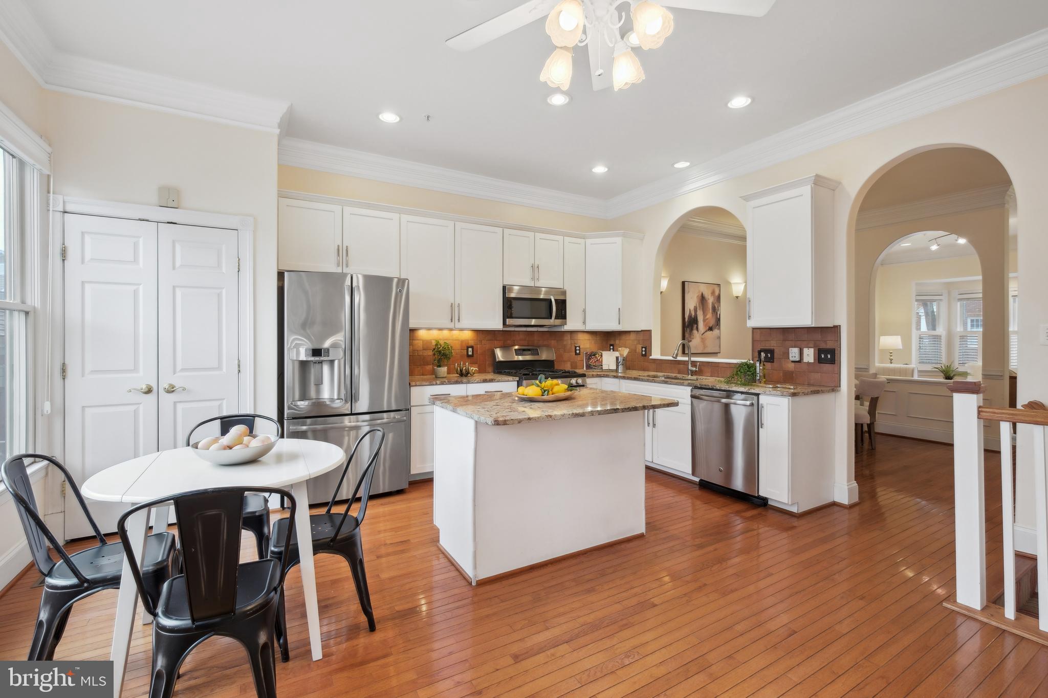 LAKELANDS - Residential