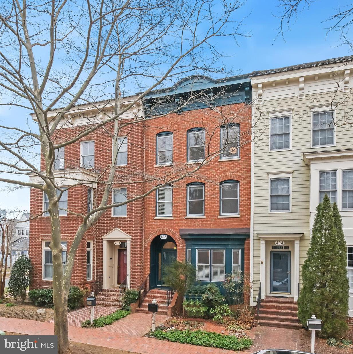 LAKELANDS - Residential