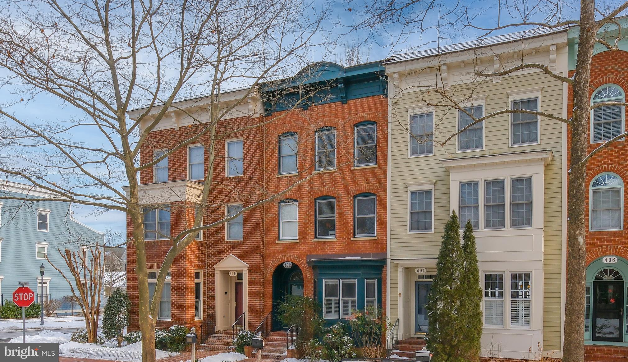 LAKELANDS - Residential