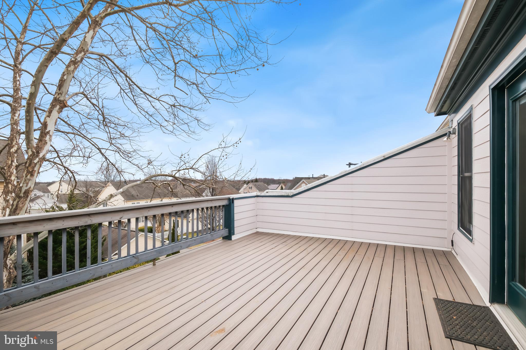 LAKELANDS - Residential