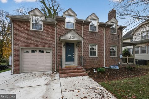 240 HOPKINS AVENUE HADDONFIELD NJ 08033