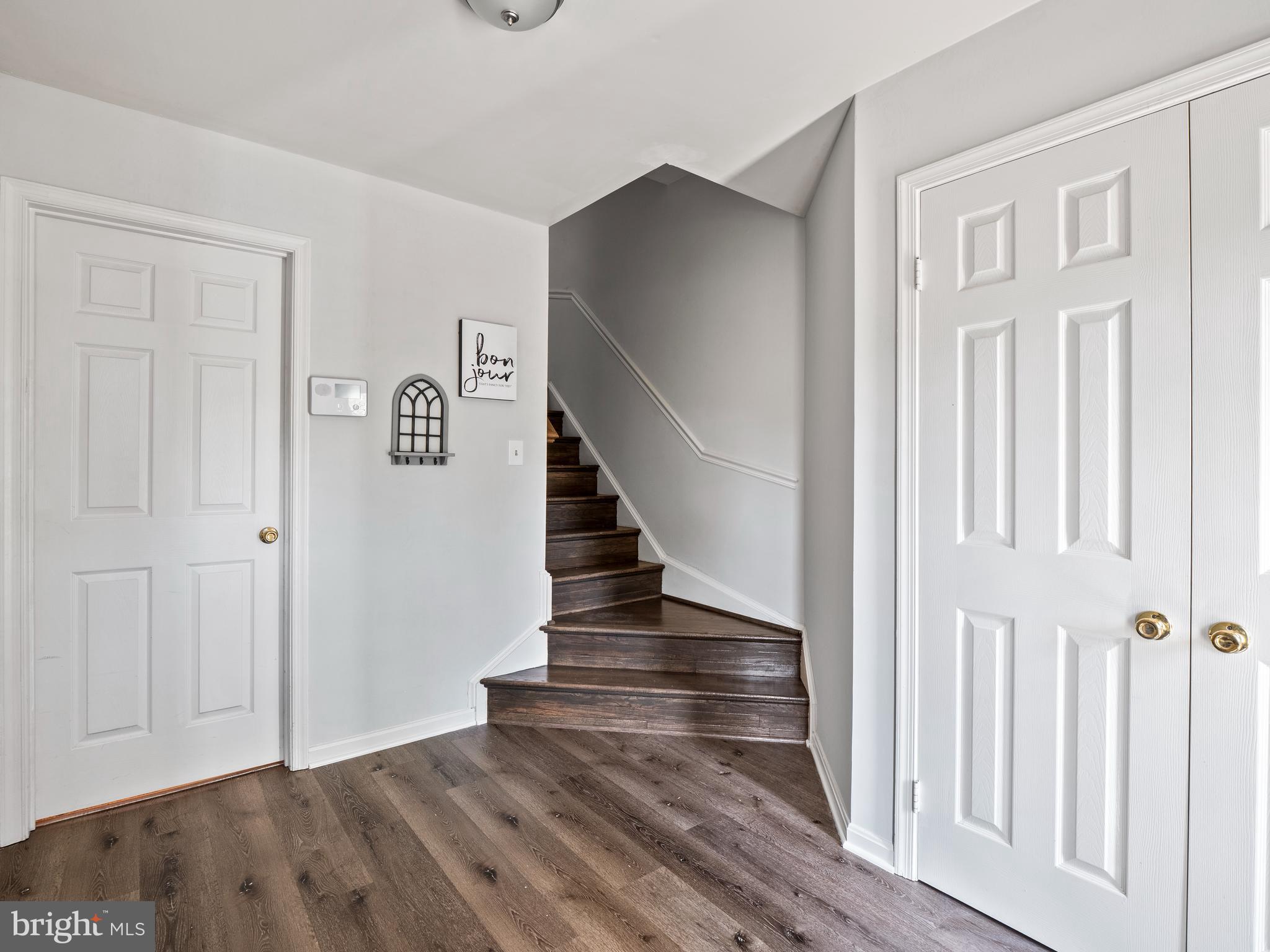 WAYSIDE VILLAGE - Residential