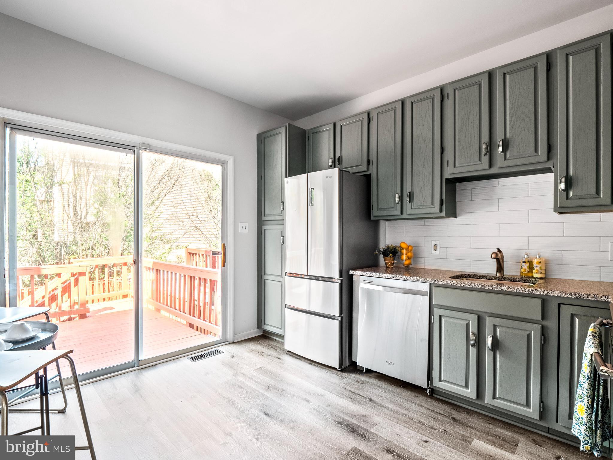 WAYSIDE VILLAGE - Residential