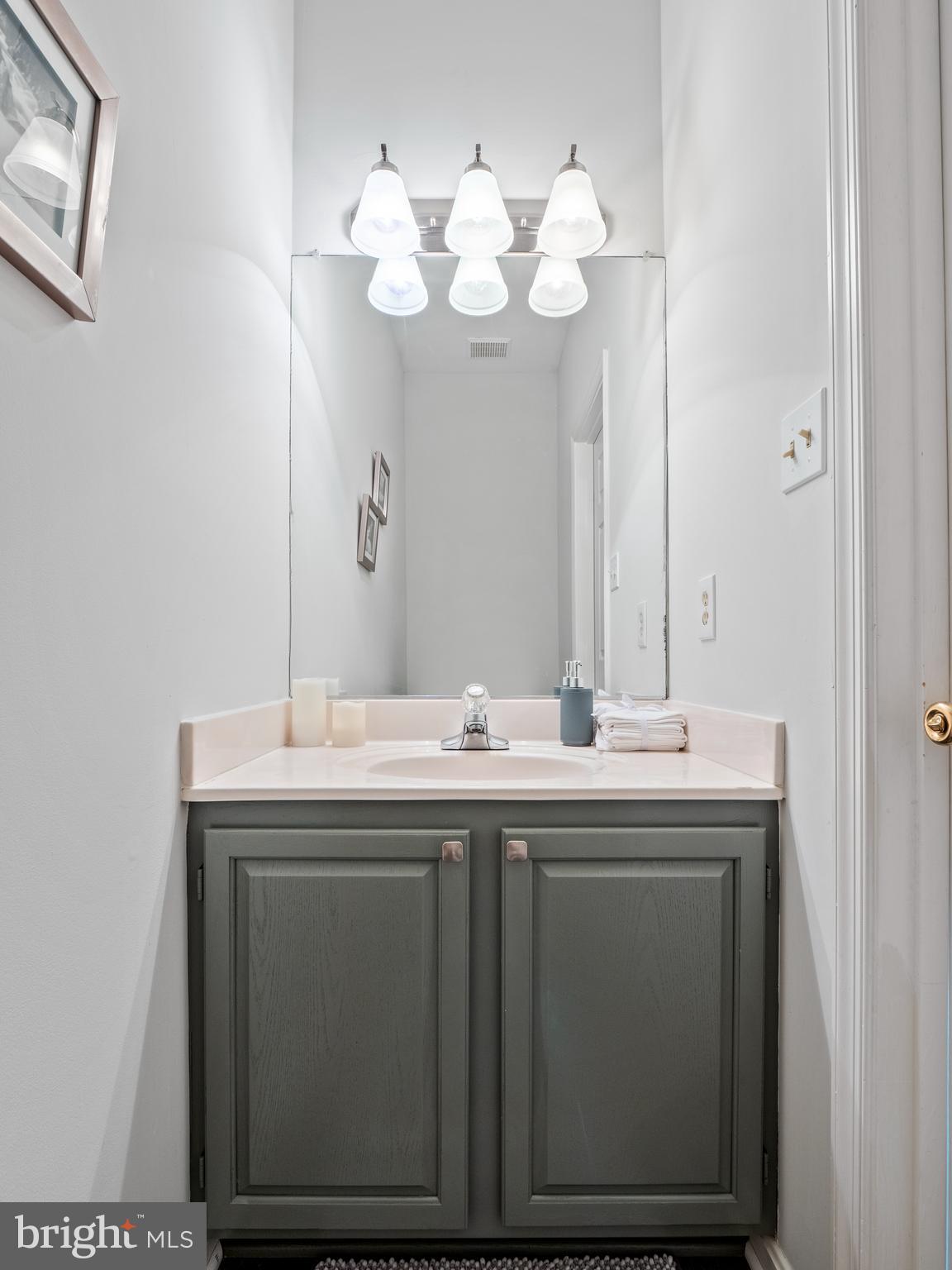 WAYSIDE VILLAGE - Residential