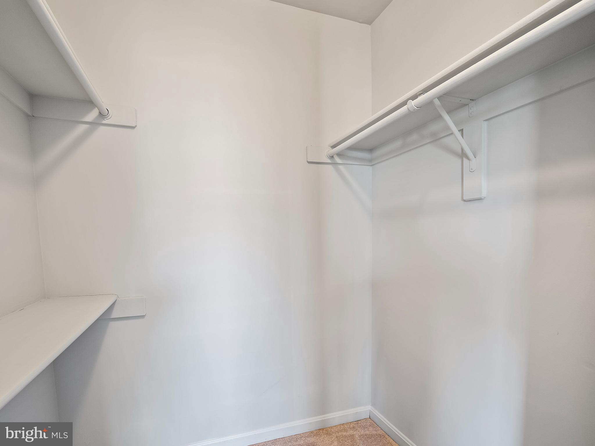 WAYSIDE VILLAGE - Residential