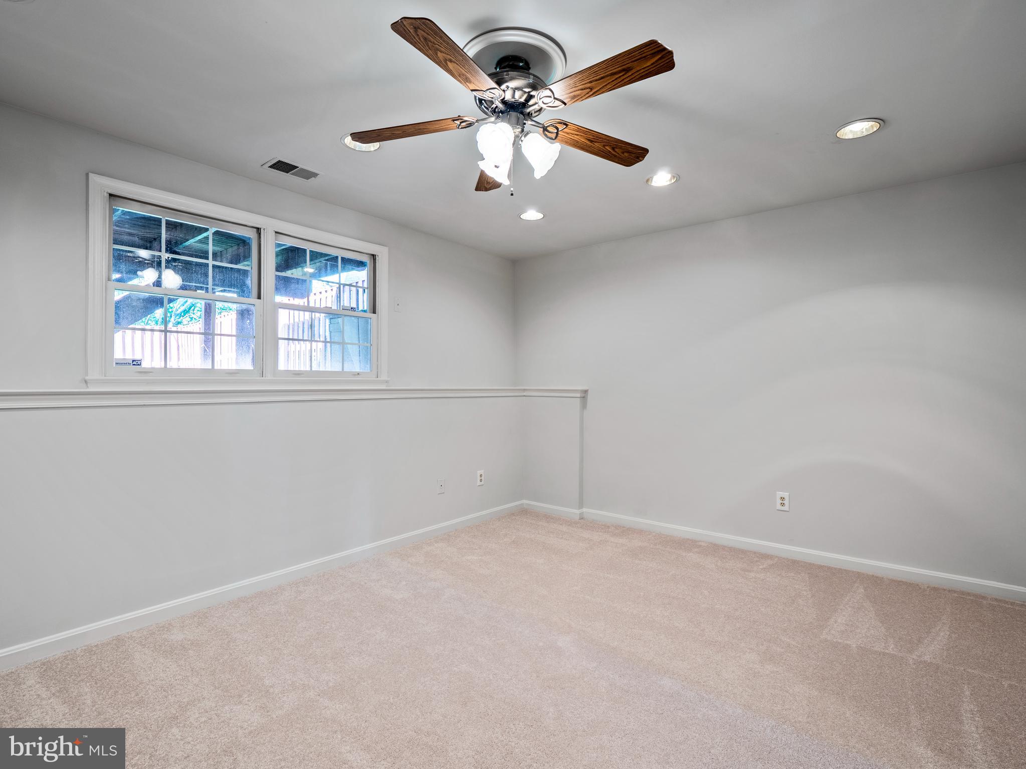 WAYSIDE VILLAGE - Residential