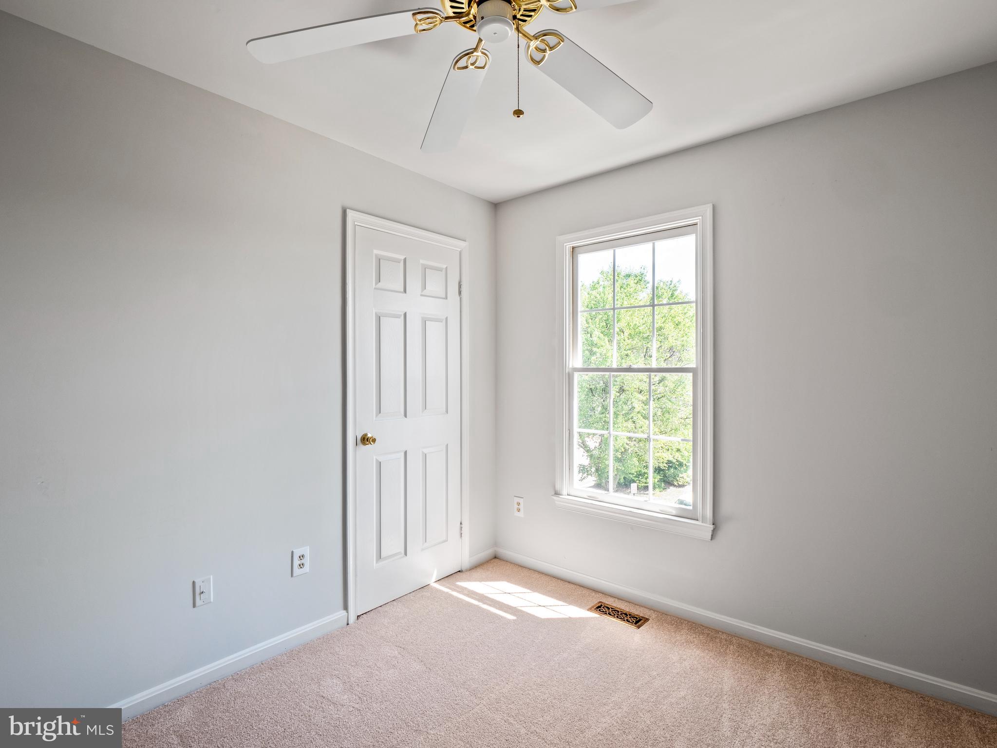 WAYSIDE VILLAGE - Residential