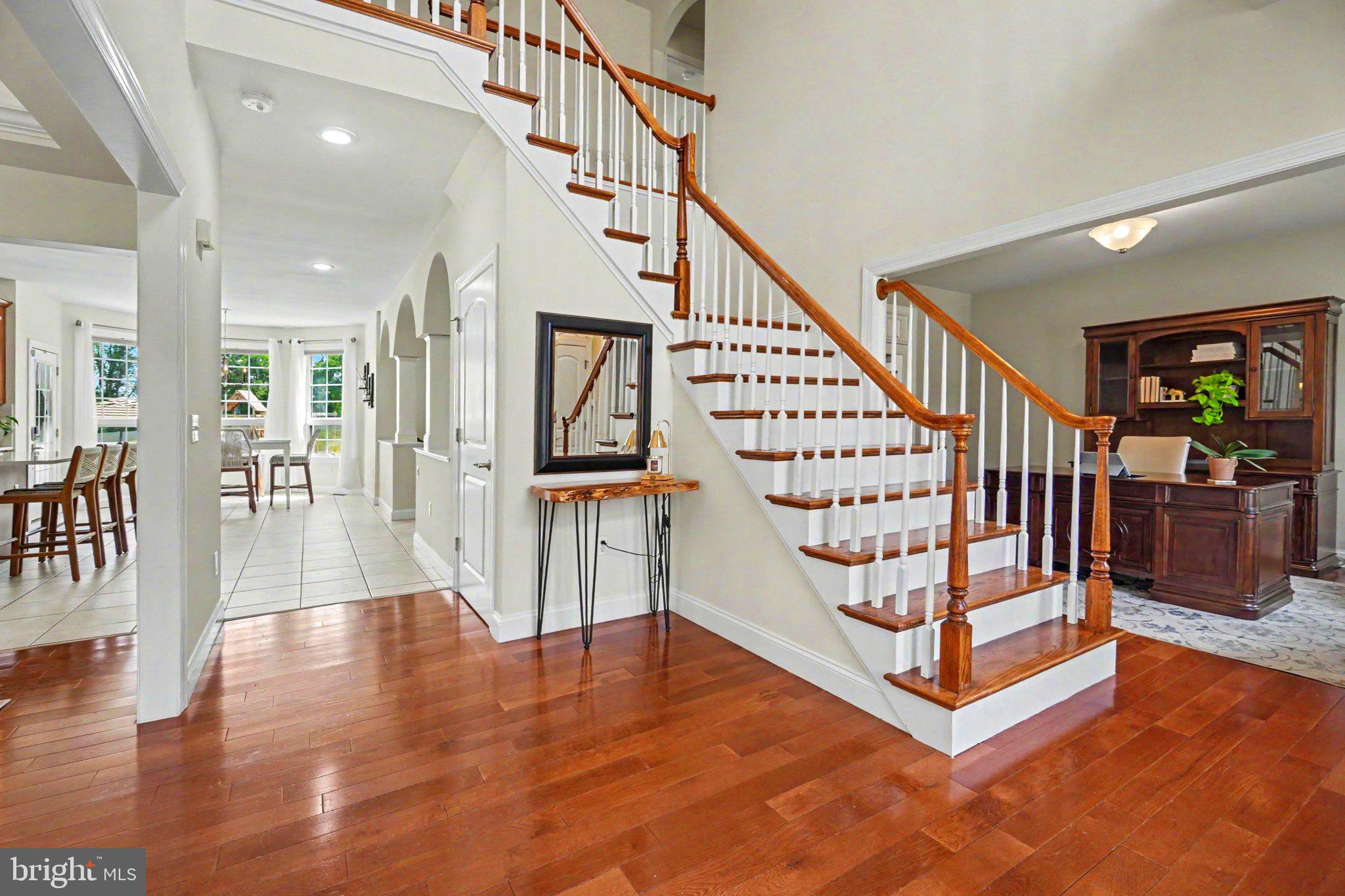 2 RIDGE DRIVE