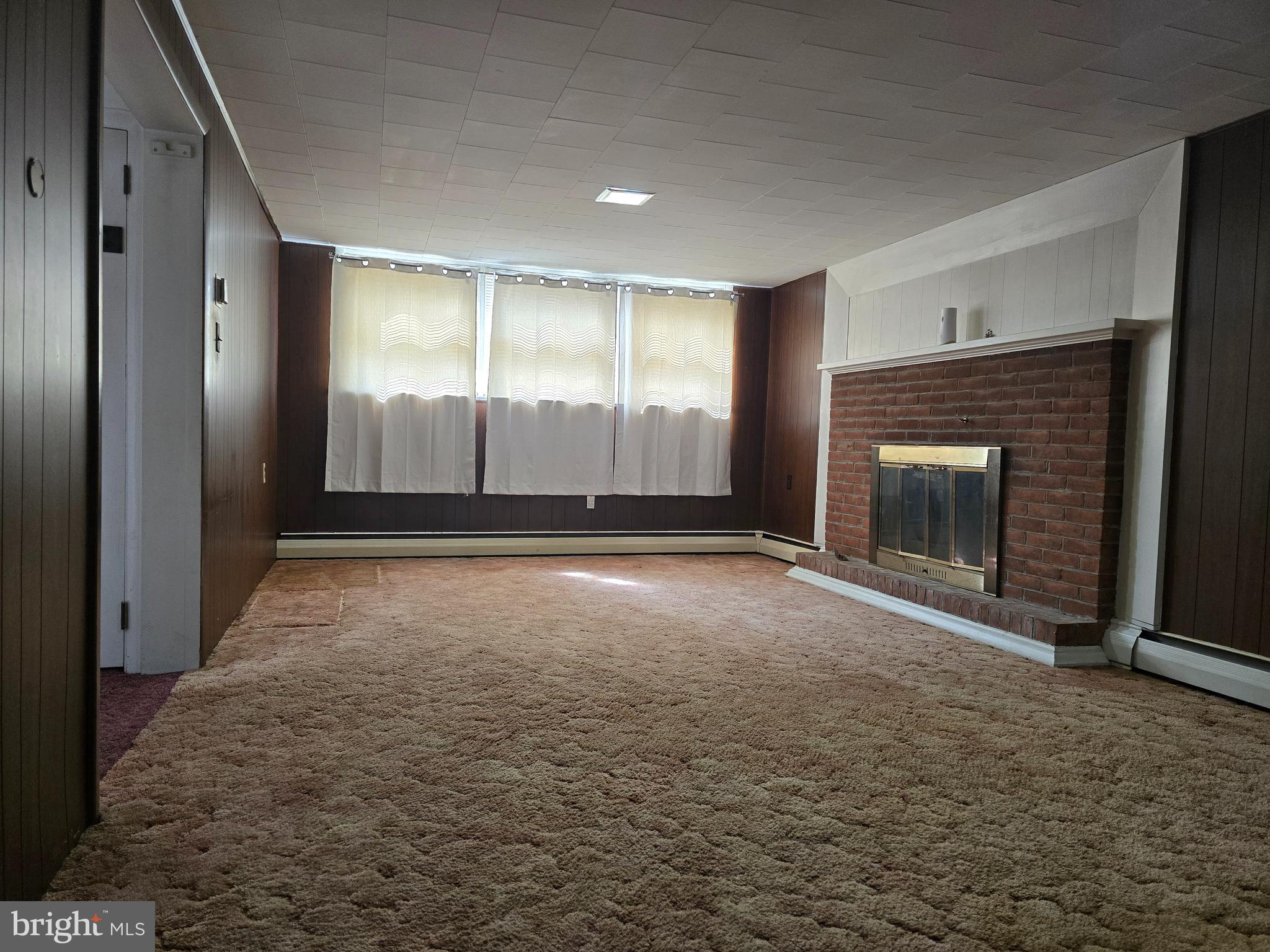 FRANKLIN SQUARE - Residential